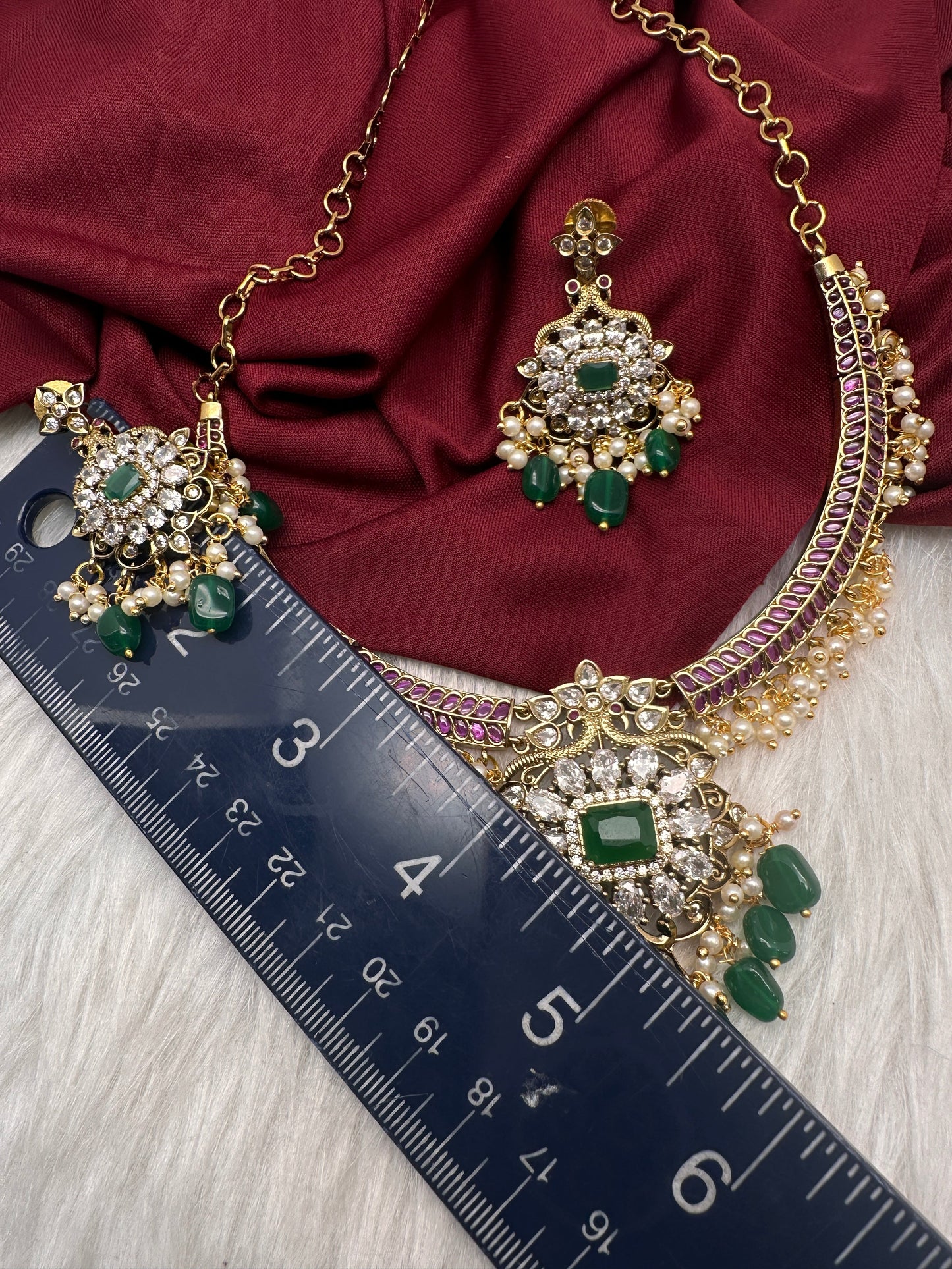 Kemp AD Green Short Necklace