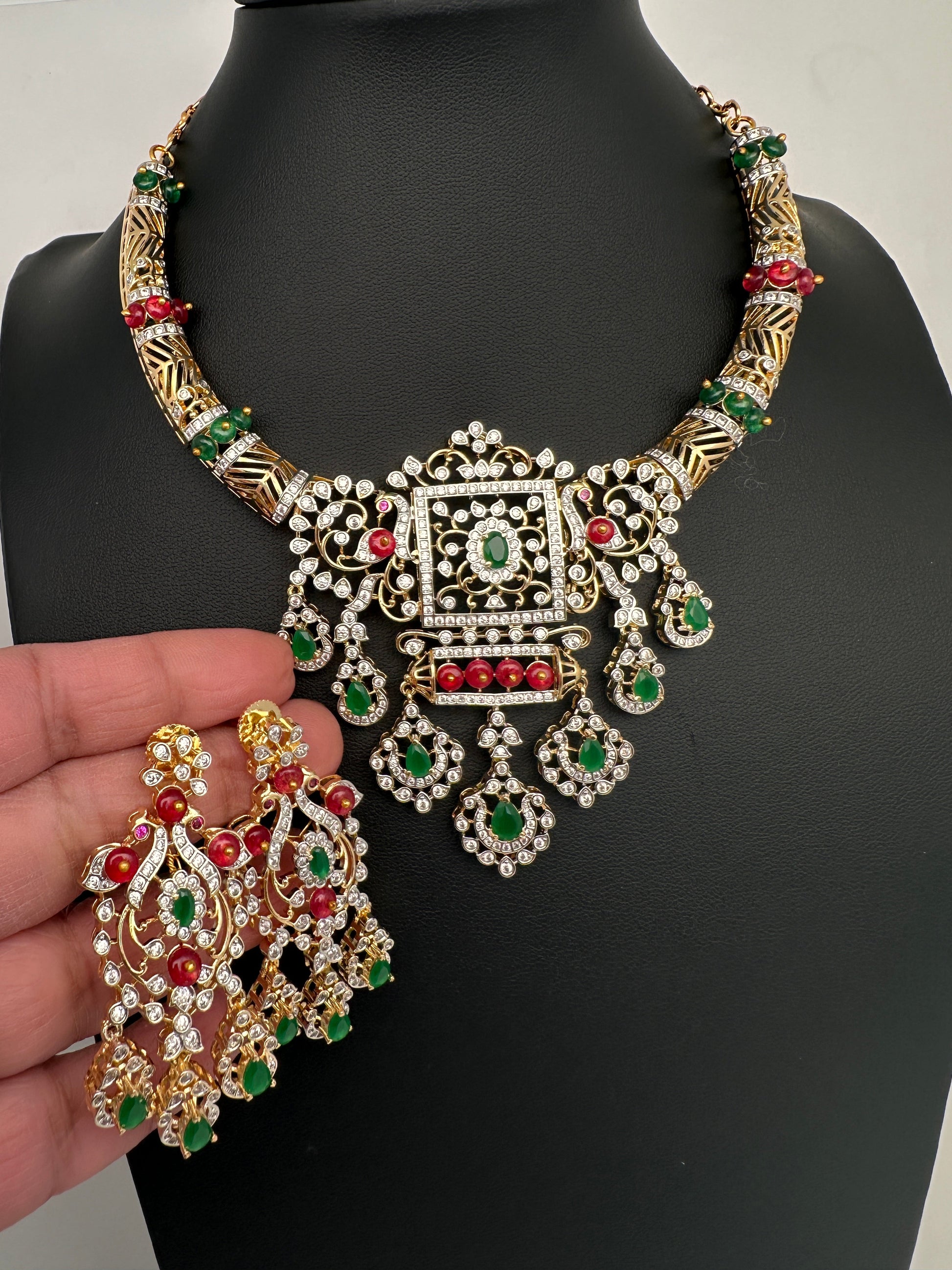 AD Color Stone Kanthi Short Necklace - Multi