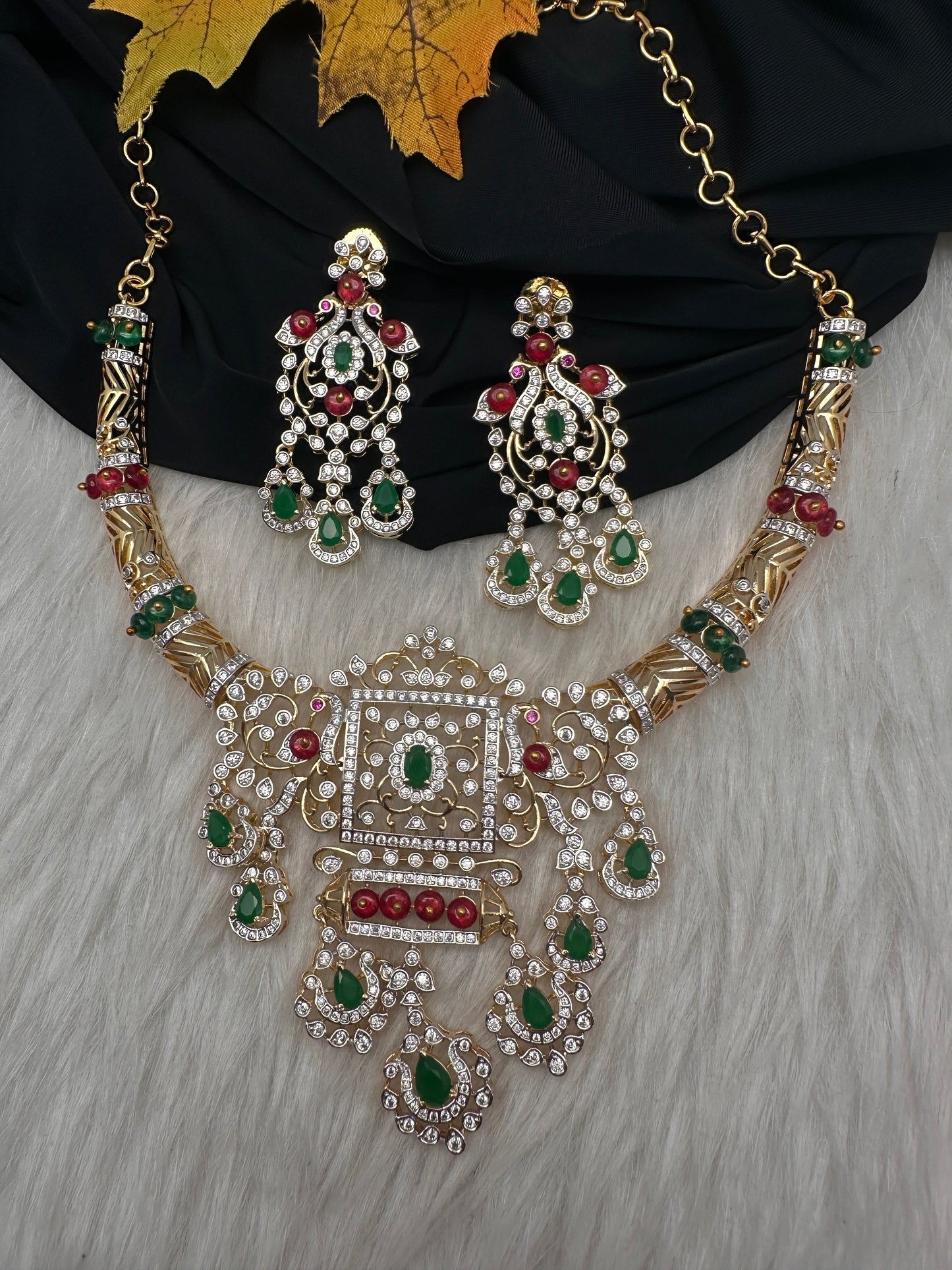 AD Color Stone Kanthi Short Necklace - Multi