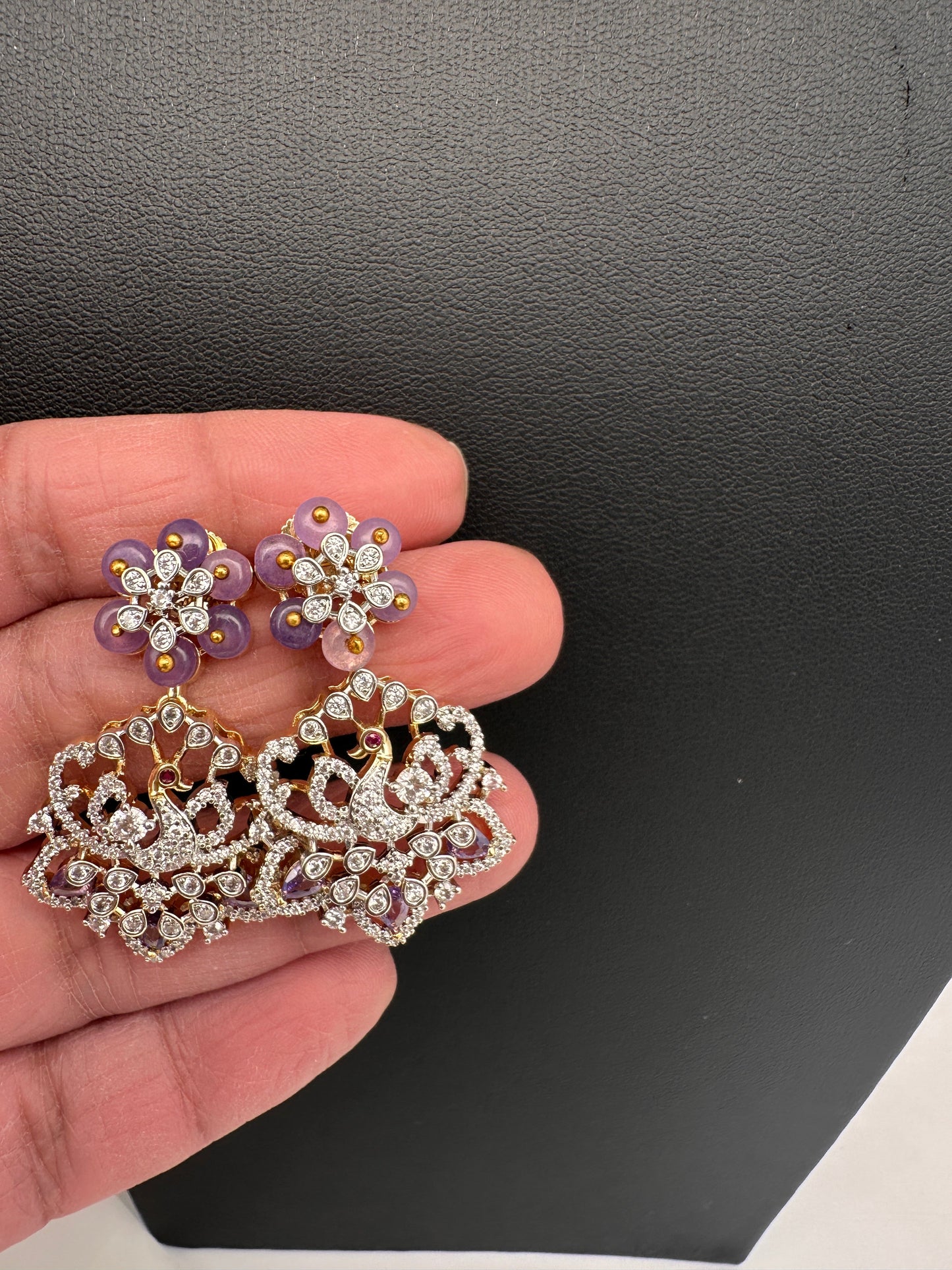 AD Color Stone Kanthi Short Necklace - Purple