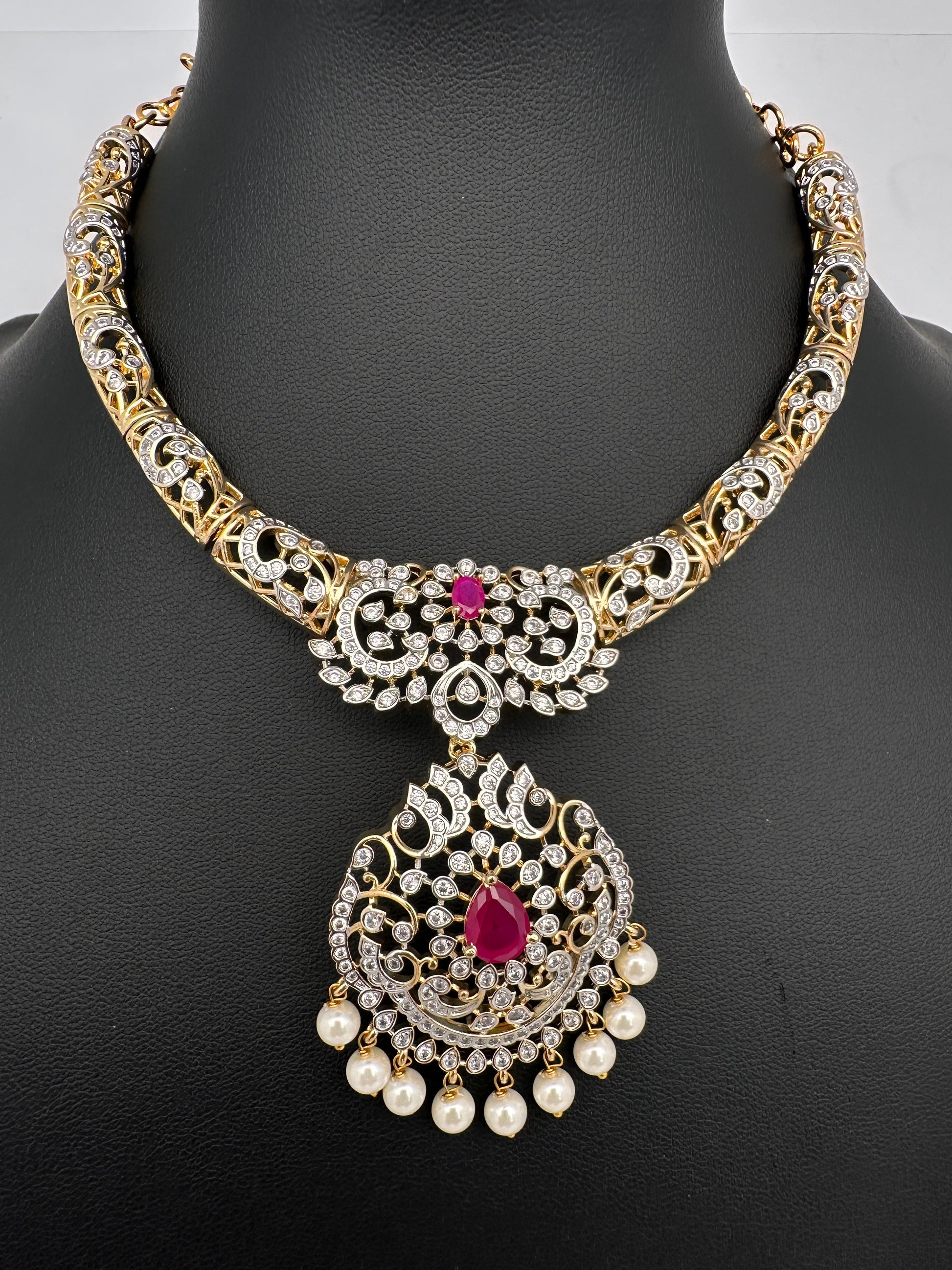 AD Color Stone Kanthi Short Necklace - Red