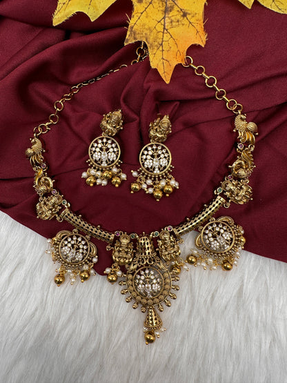 Matte Goddess Lakhmi Color Stone Kanthi Short Necklace - Pearl