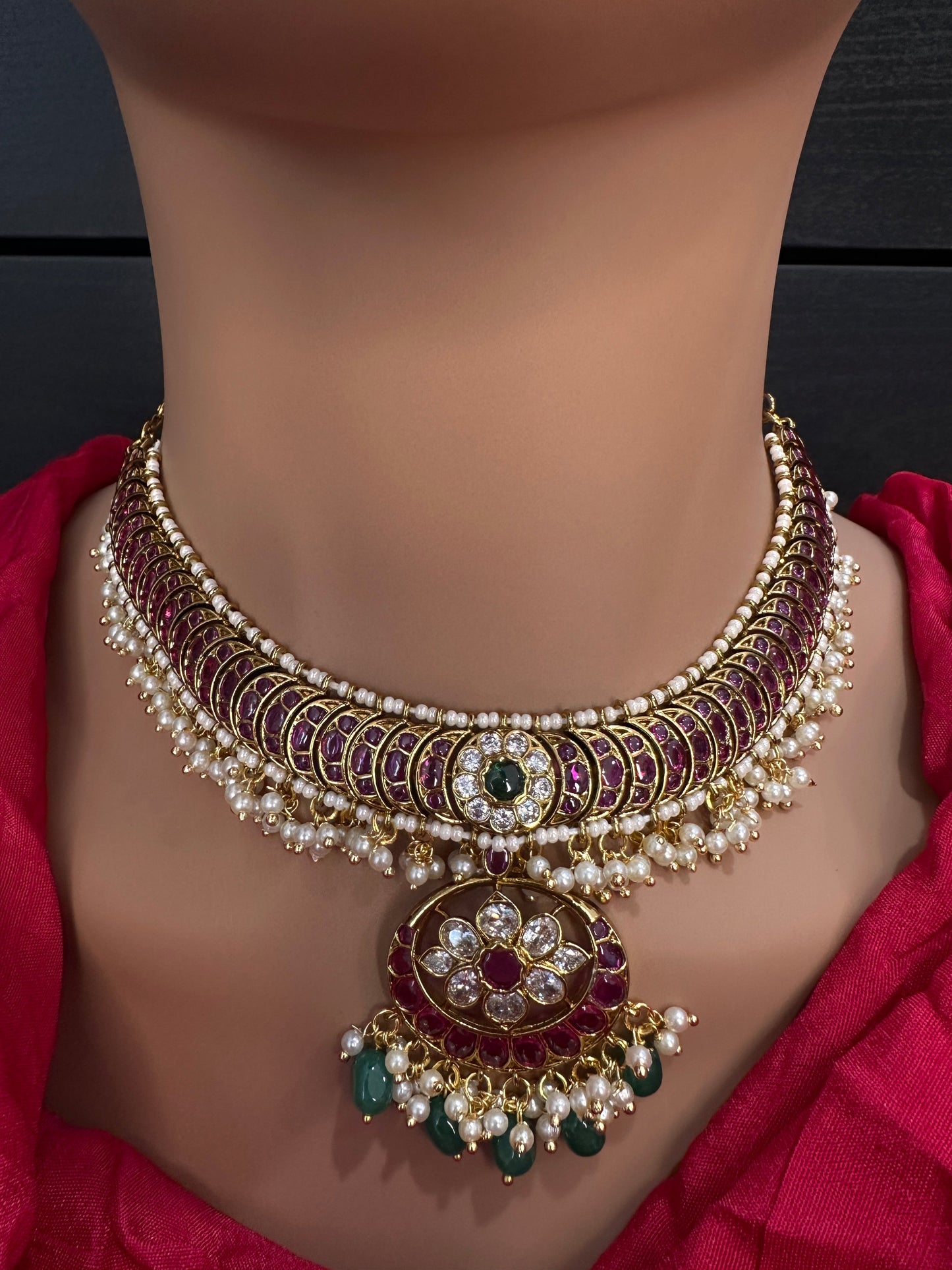 Matte Kemp Detachable Pendent Neckline Short Necklace - Green