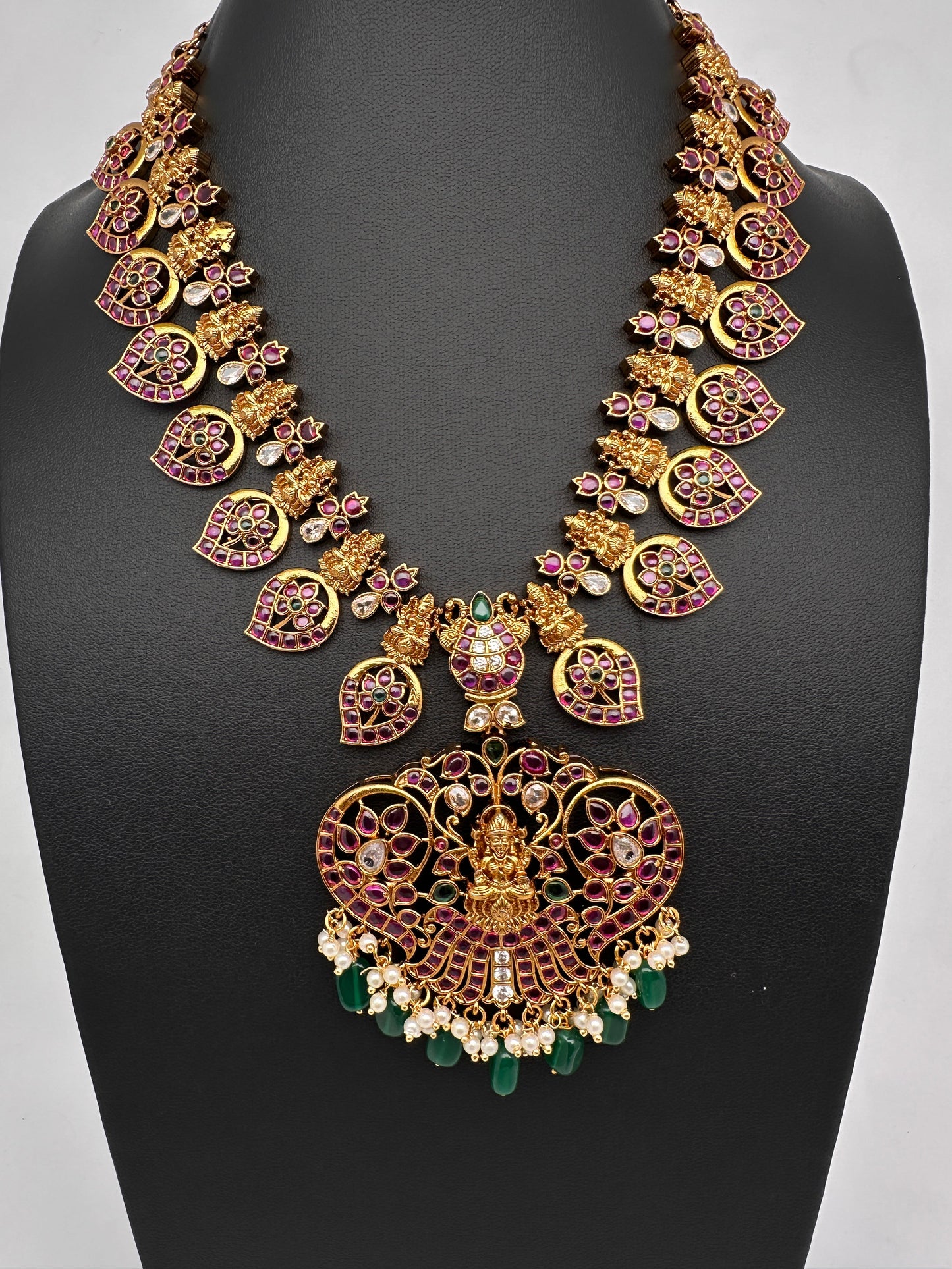 Kemp Premium Matte Mango Goddess Lakshmi Short Necklace