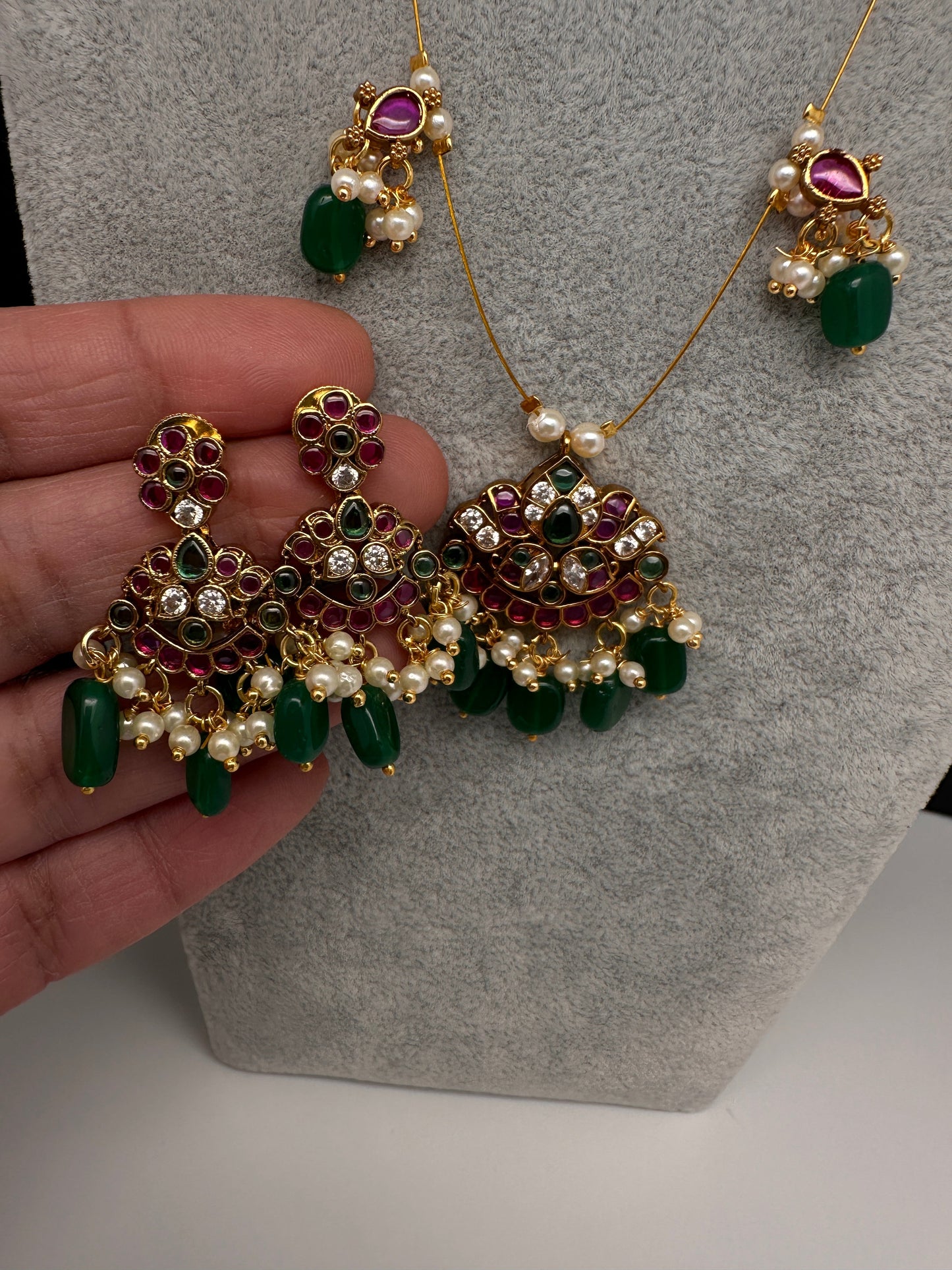 Kempu Dainty Invisible Short Necklace - 