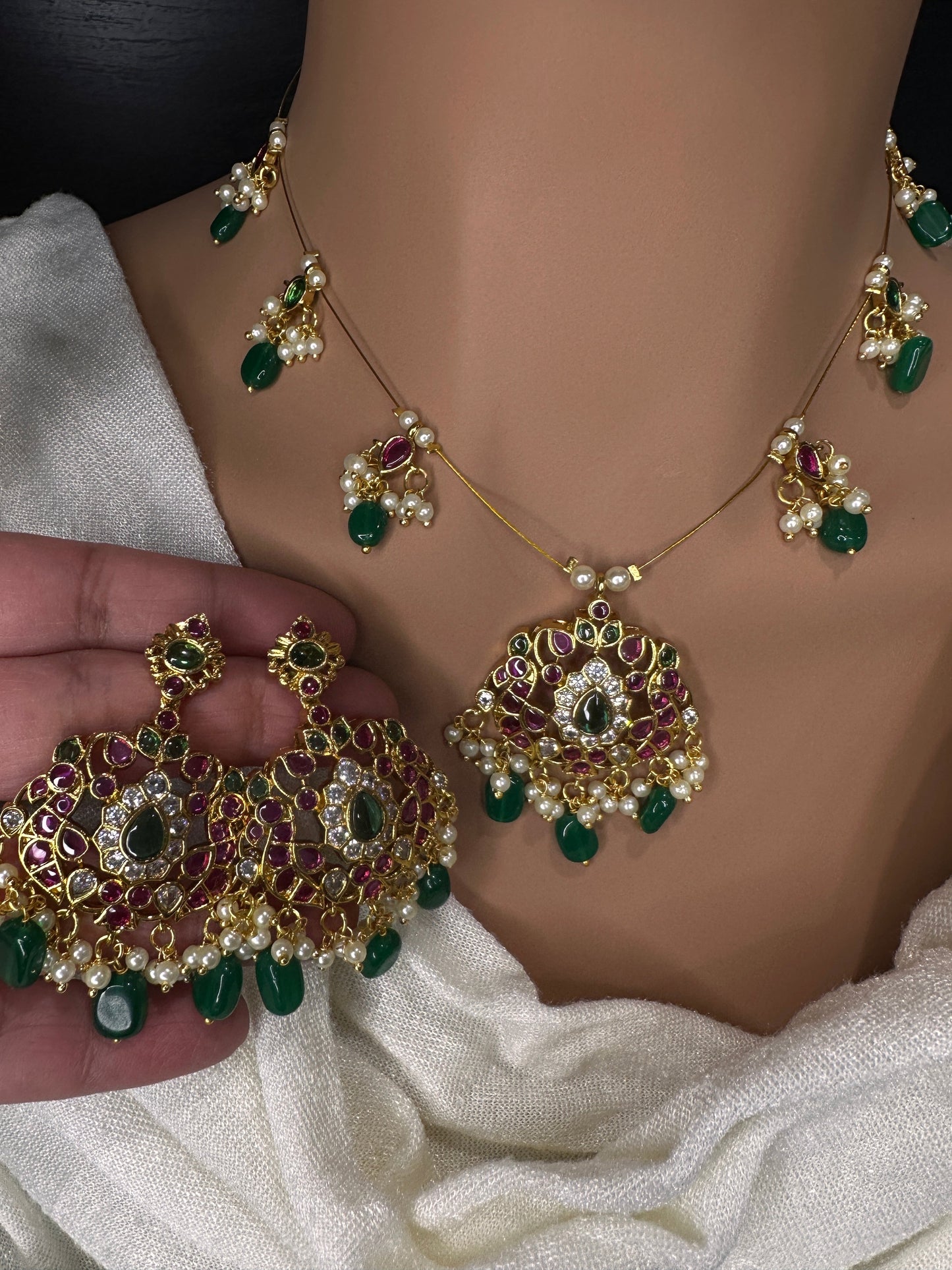 Kempu Dainty Invisible Short Necklace - 