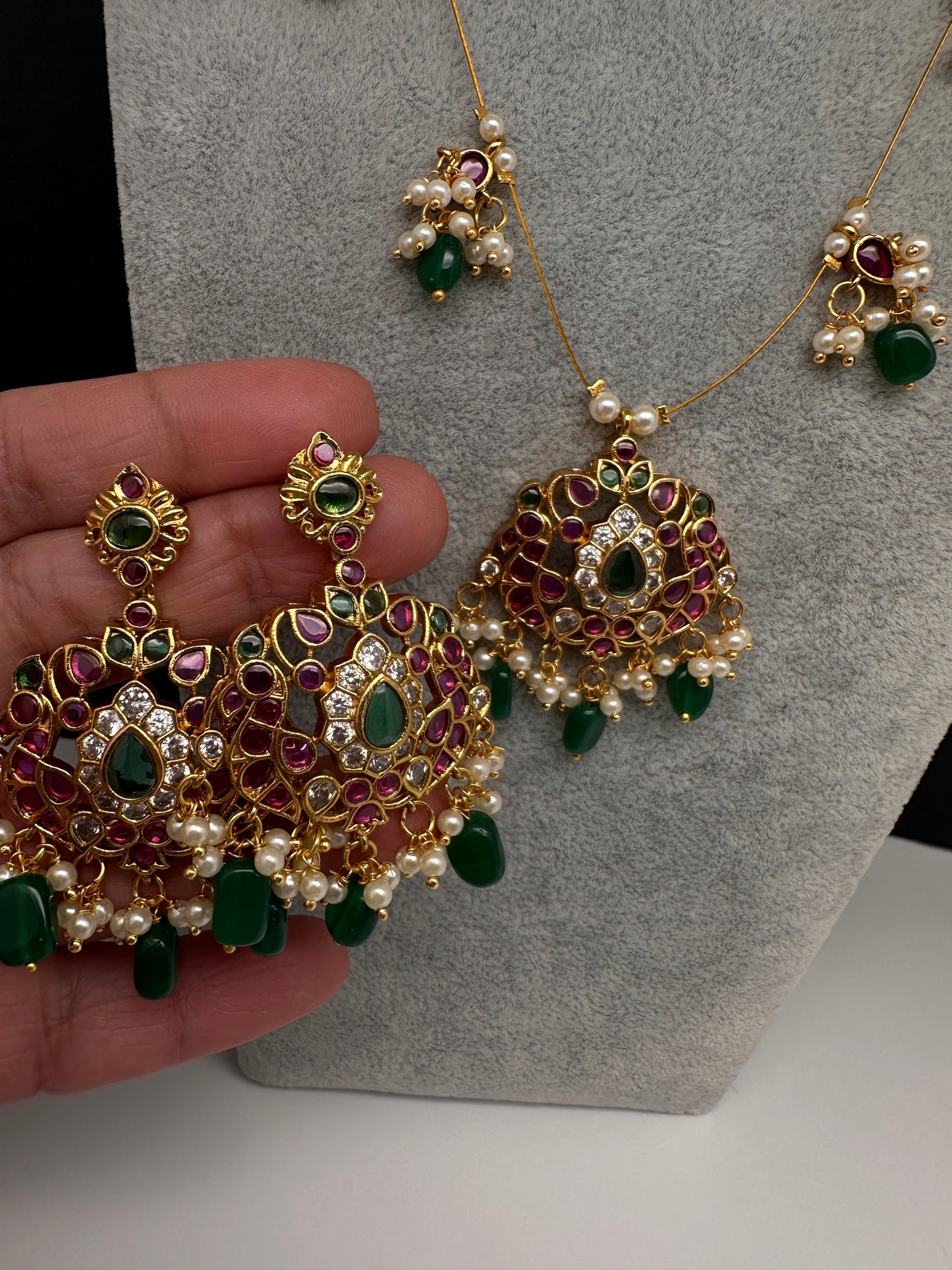 Kempu Dainty Invisible Short Necklace - 