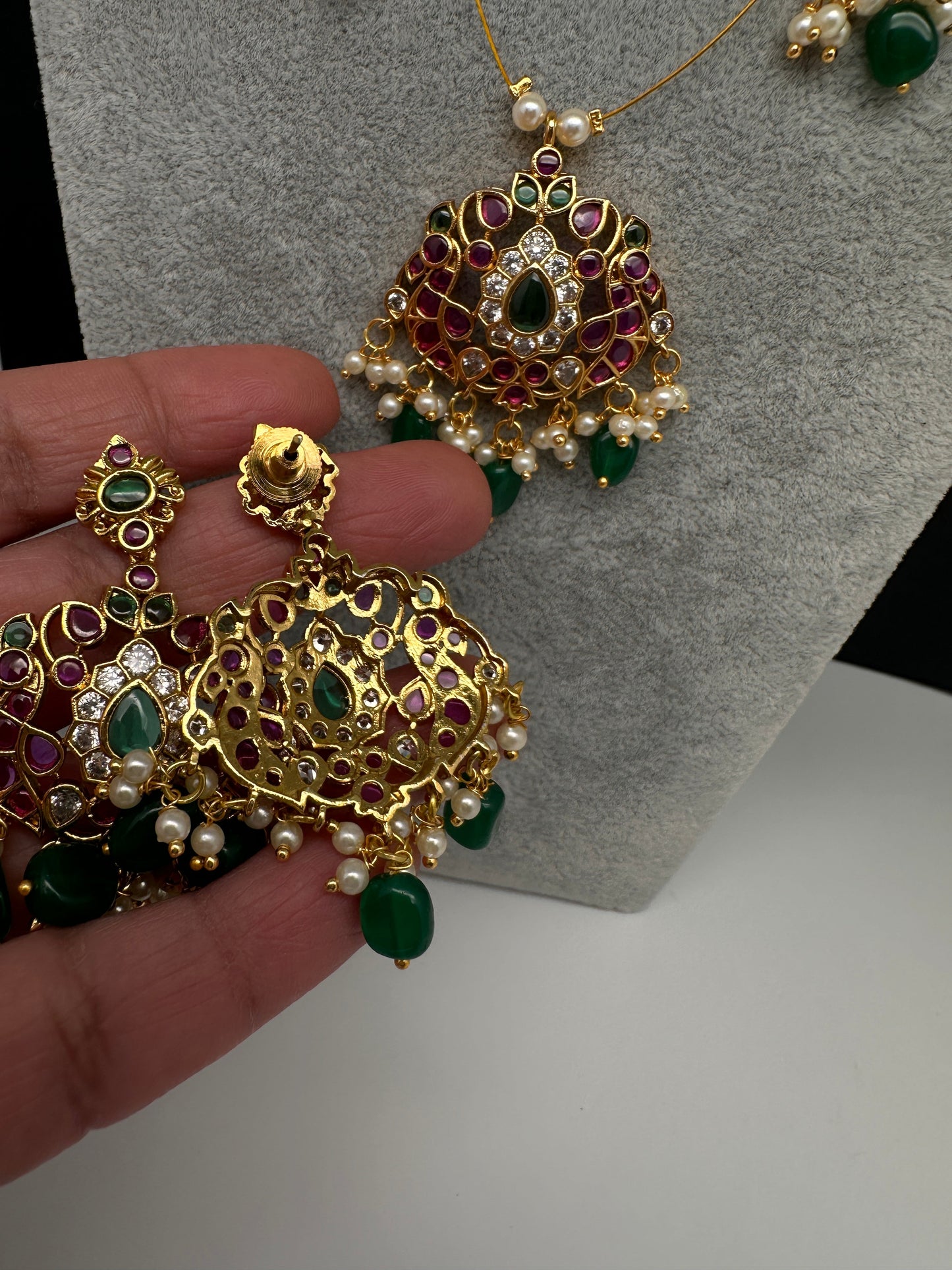 Kempu Dainty Invisible Short Necklace - 