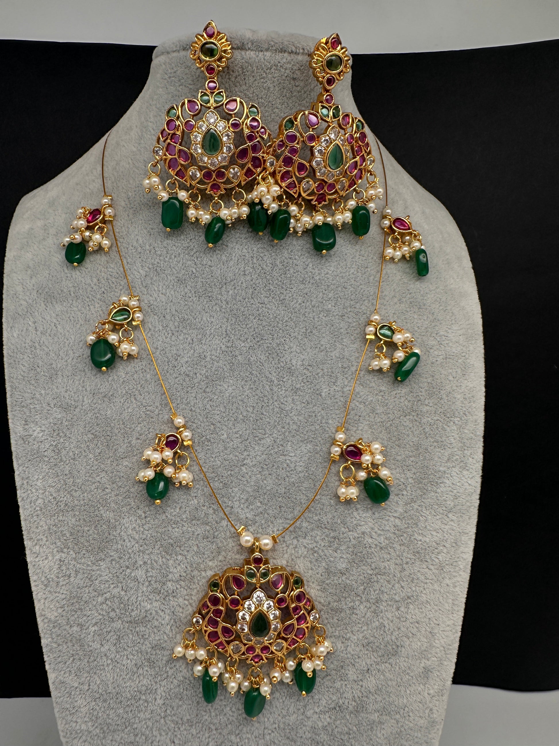 Kempu Dainty Invisible Short Necklace - 