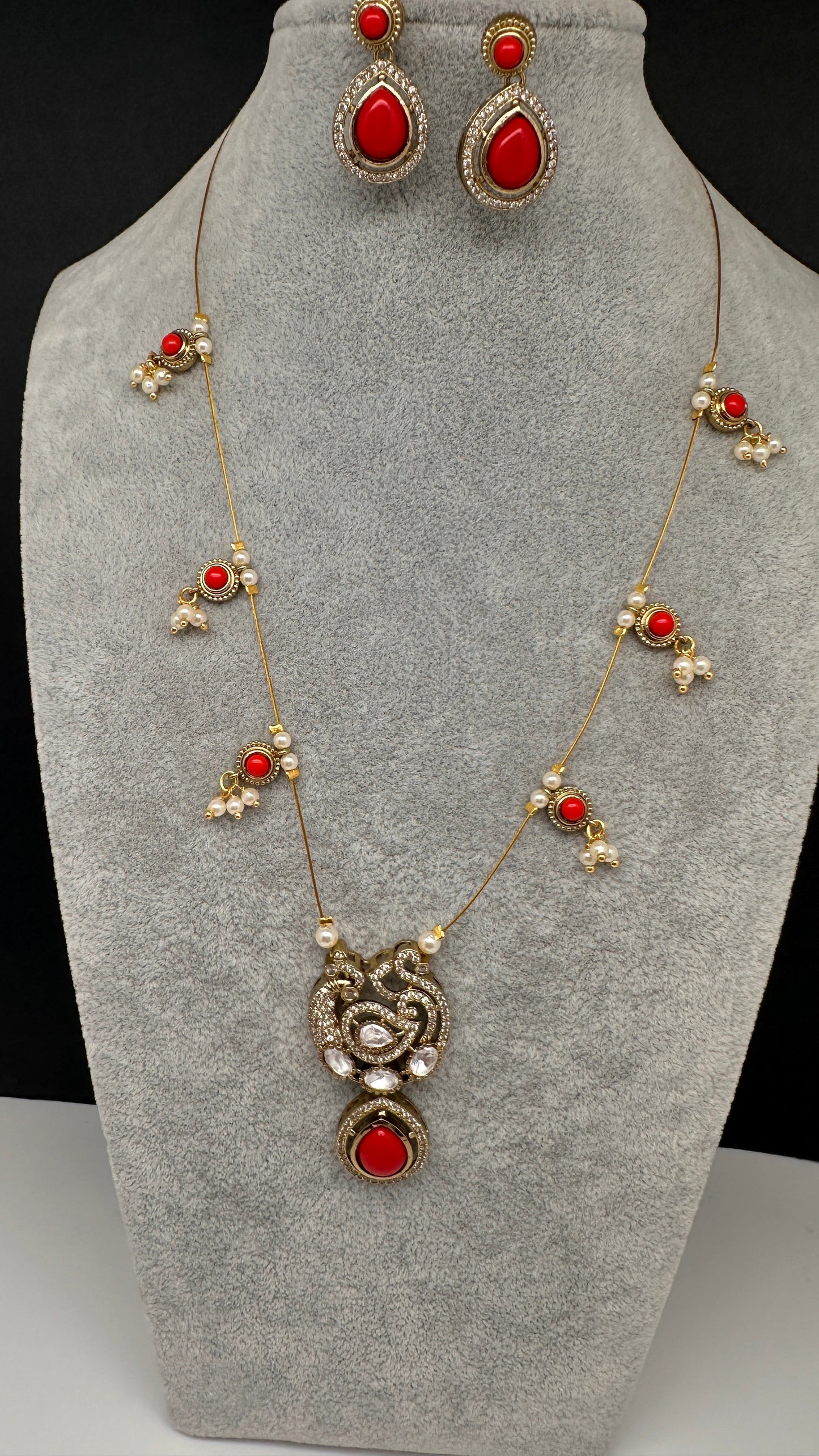 CZ Victorian Dainty Invisible Short Necklace - Coral