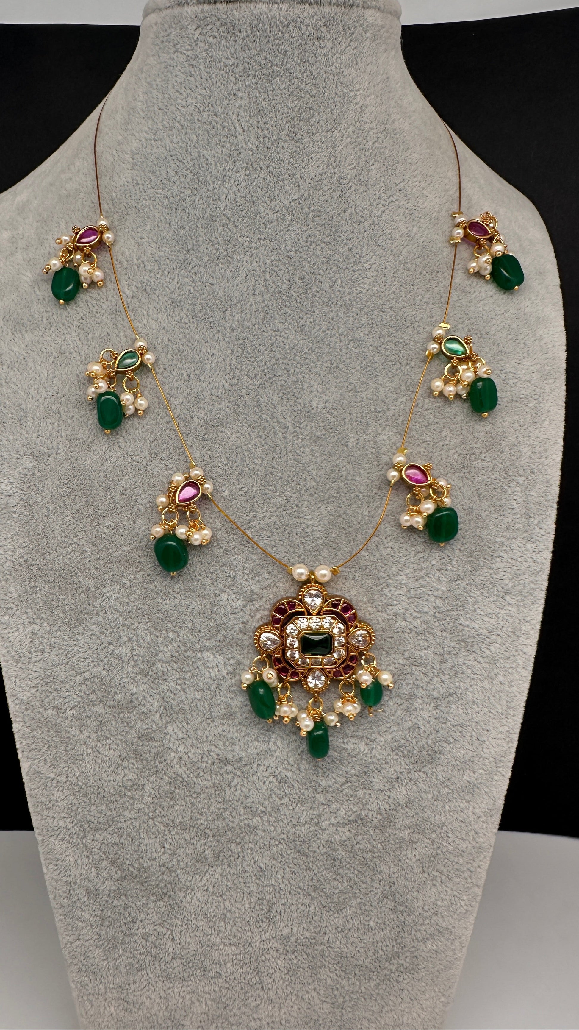 AD Dainty Invisible Short Necklace - 