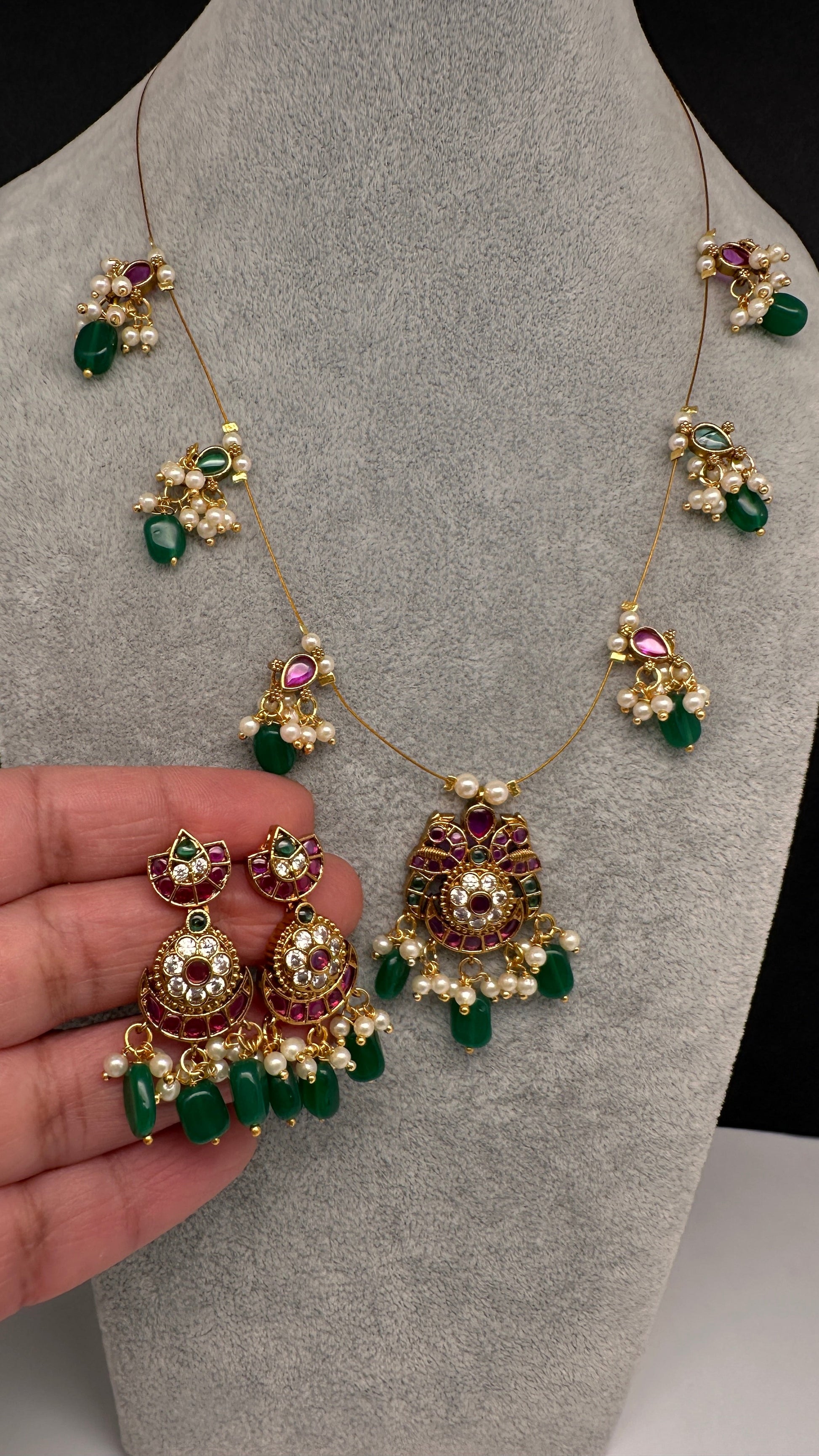 AD Dainty Invisible Short Necklace - 