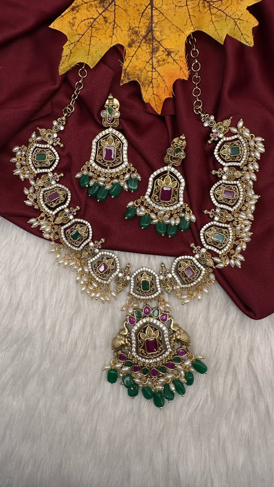 Goddess Lakshm2-1 Necklace Turnable Motifs Short Matte Necklace - 