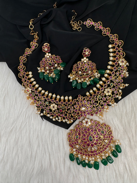 Kempu Floral Short Matte Necklace - 