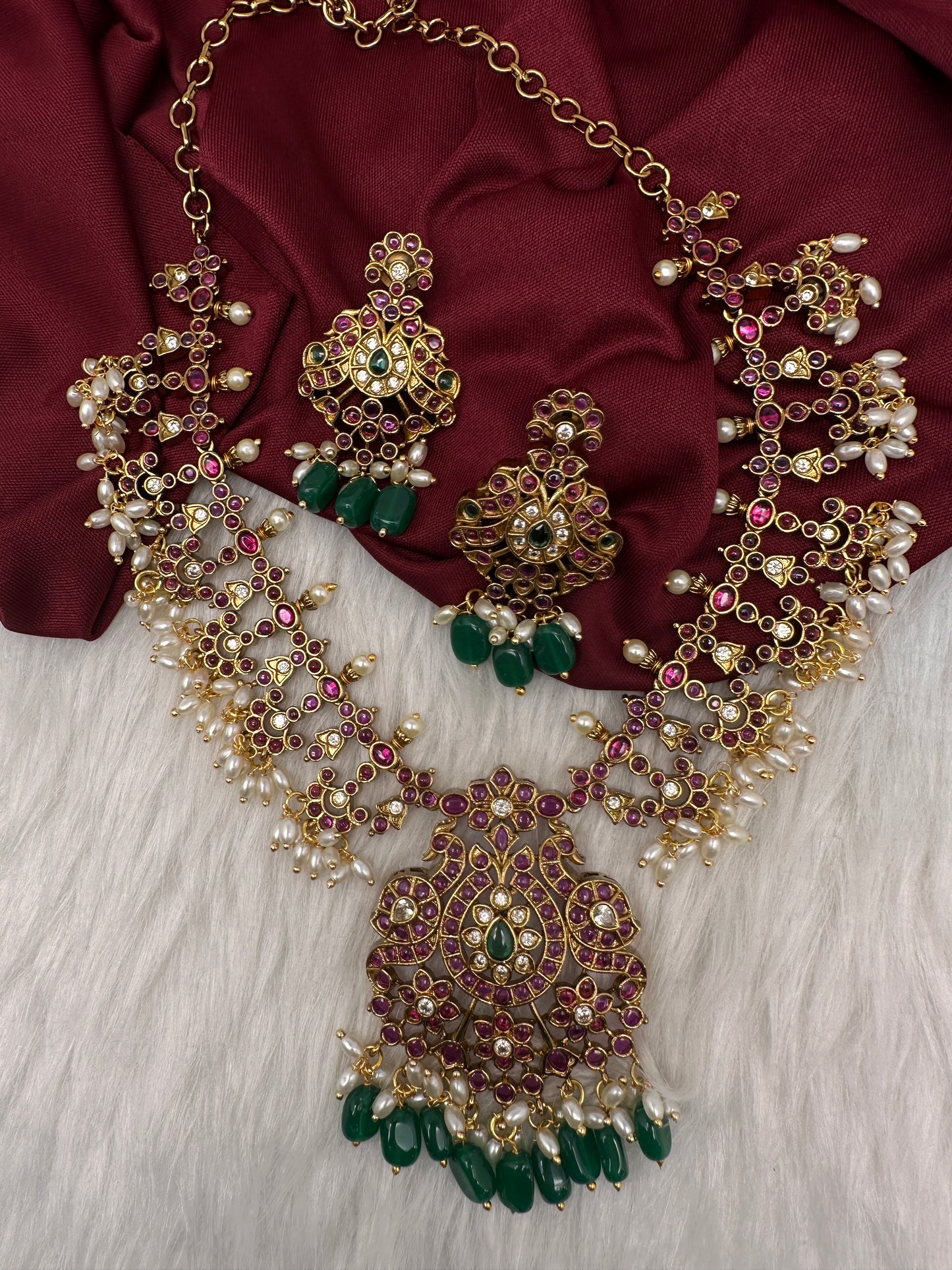 Kempu Peacock Short Matte Necklace - 