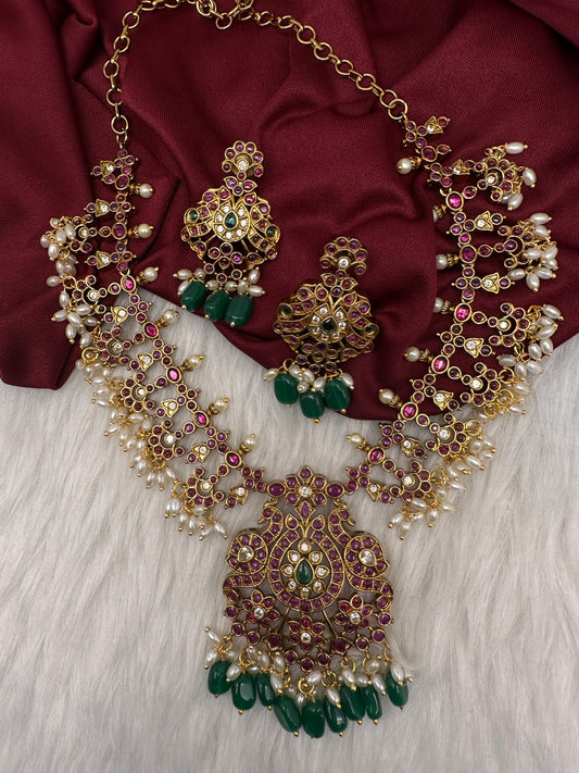 Kempu Peacock Short Matte Necklace - 