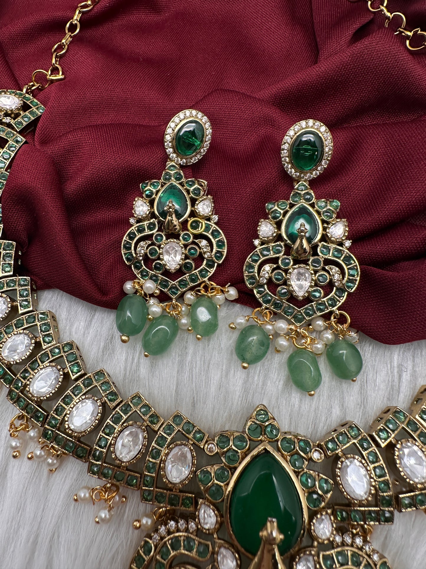Moissanite Kempu Peacock Ethnic Short Matte Necklace - Green