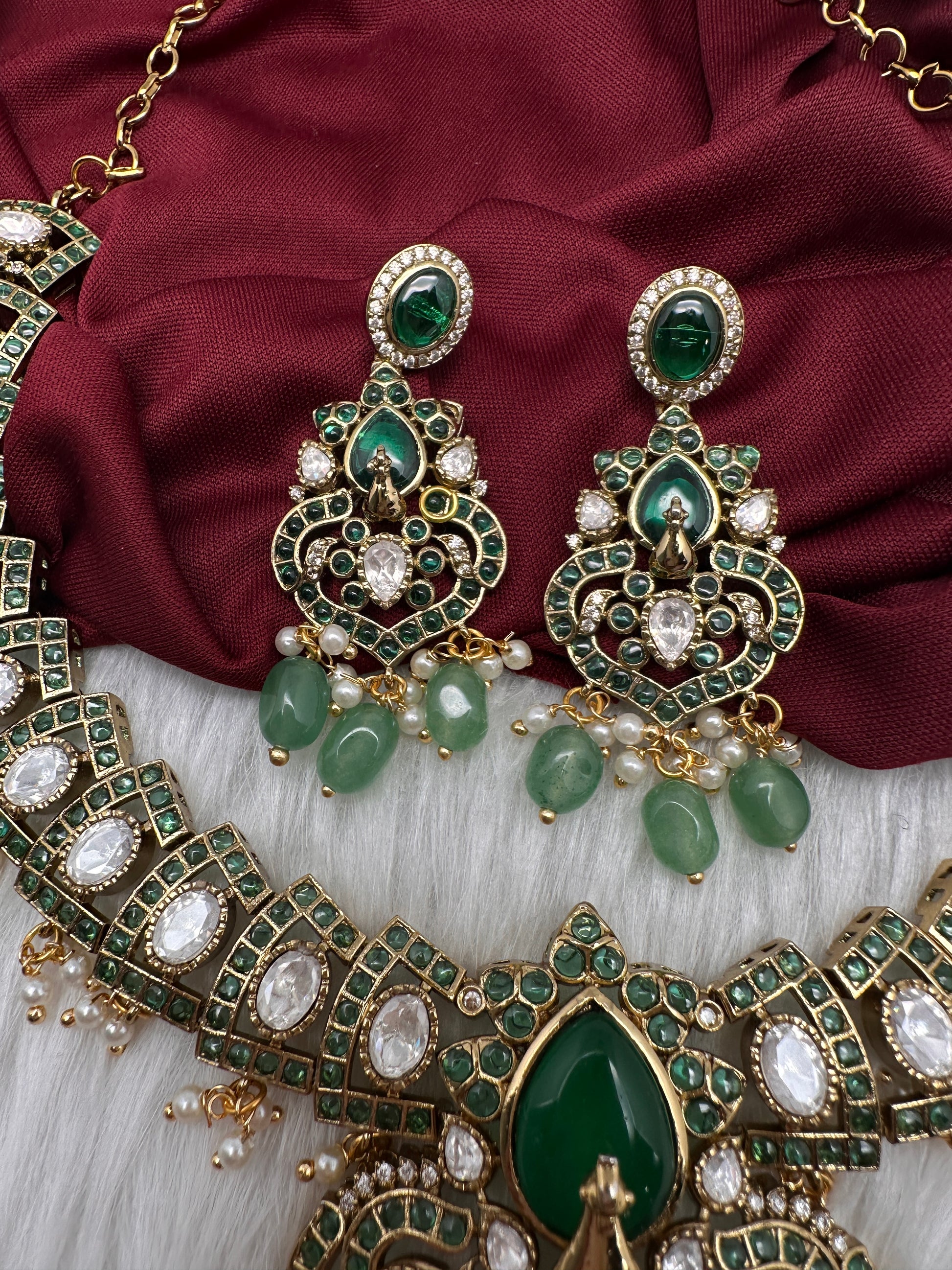 Moissanite Kempu Peacock Ethnic Short Matte Necklace - Green