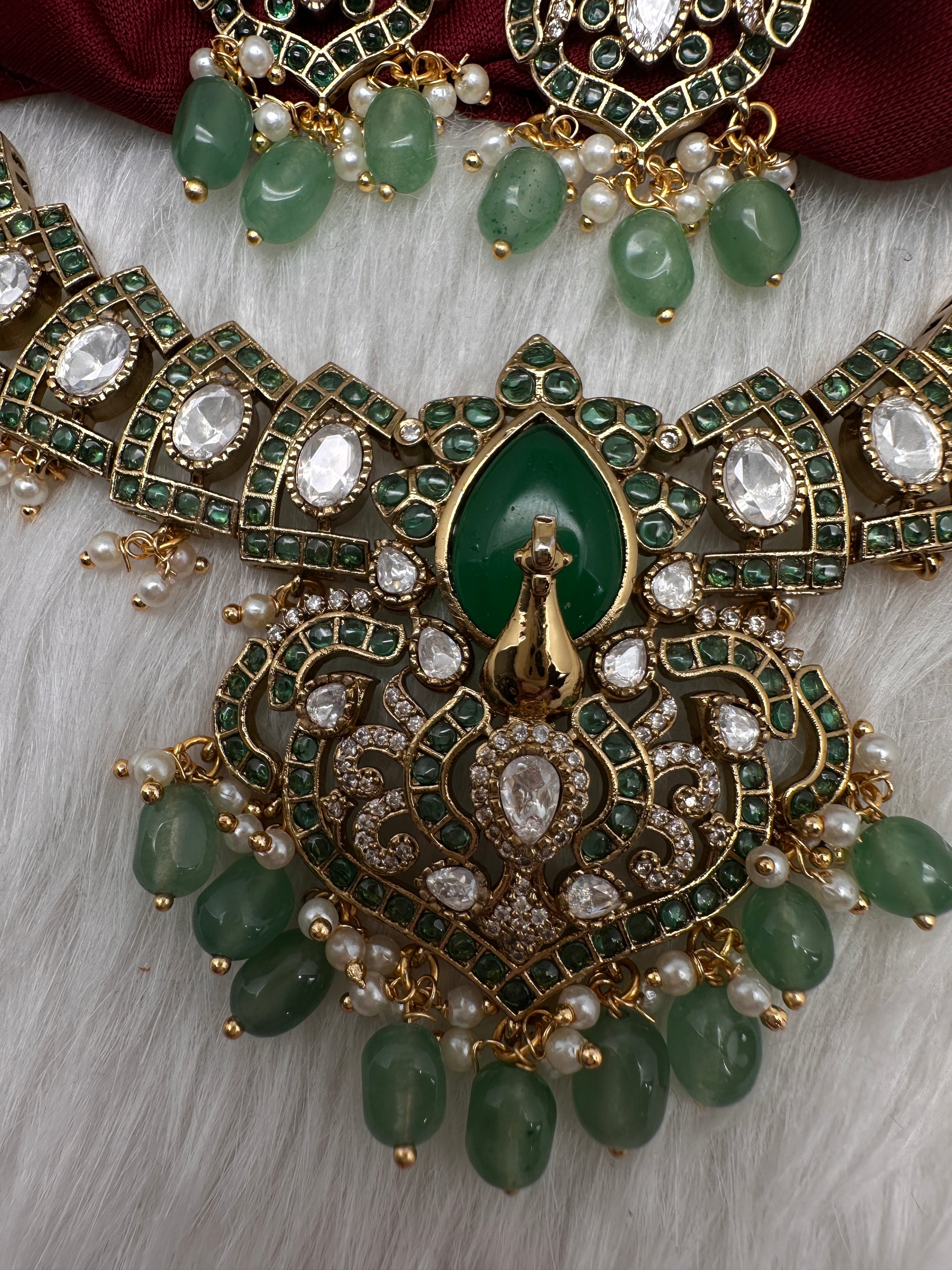 Moissanite Kempu Peacock Ethnic Short Matte Necklace - Green