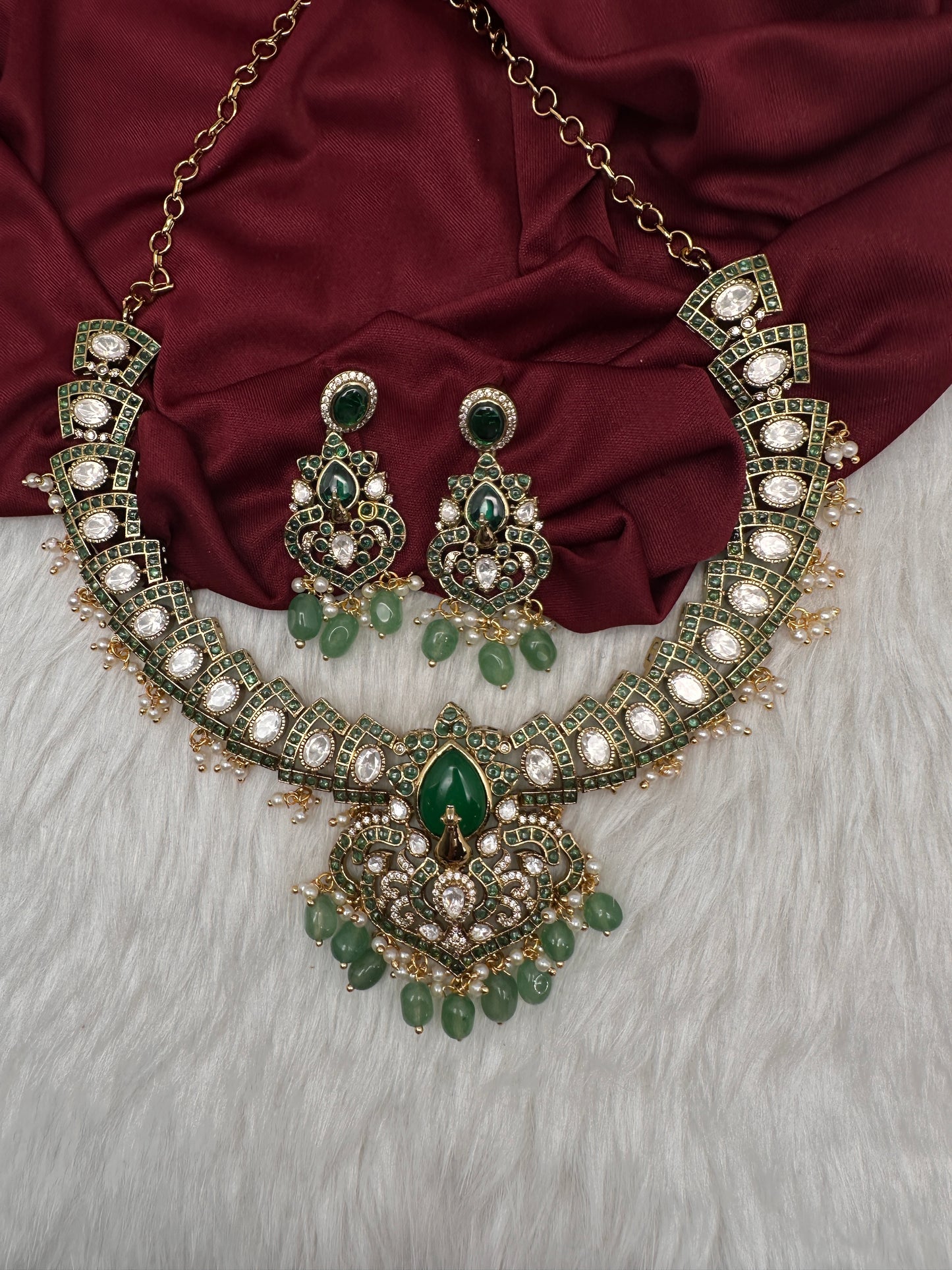 Moissanite Kempu Peacock Ethnic Short Matte Necklace - Green