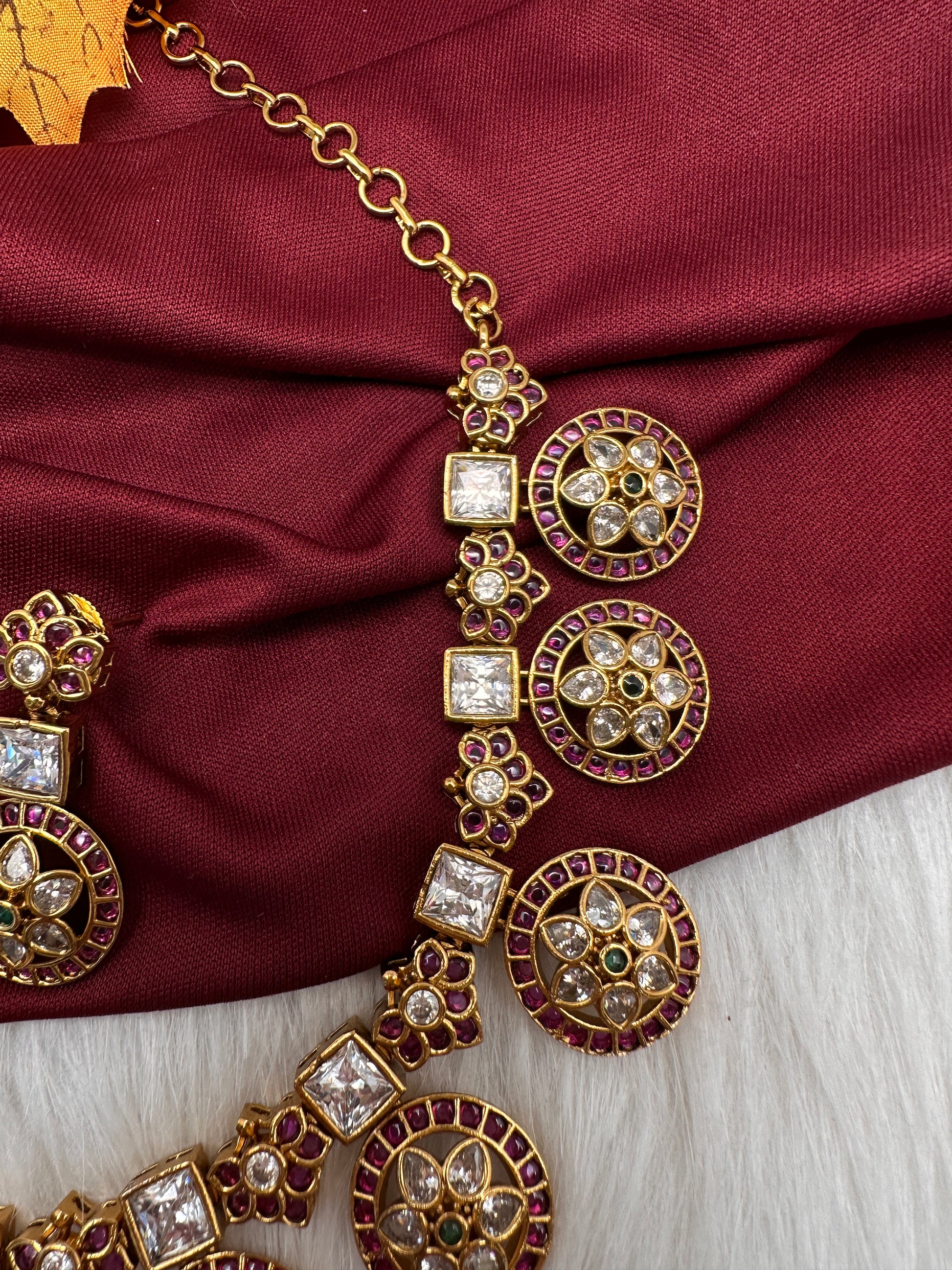 Kempu CZ Floral Bottu Mala Short Matte Necklace - 