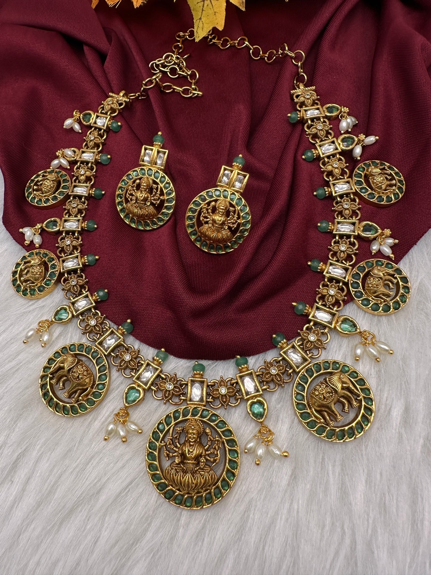 Matte Goddess Lakshmi Elephant Short Necklace - Green