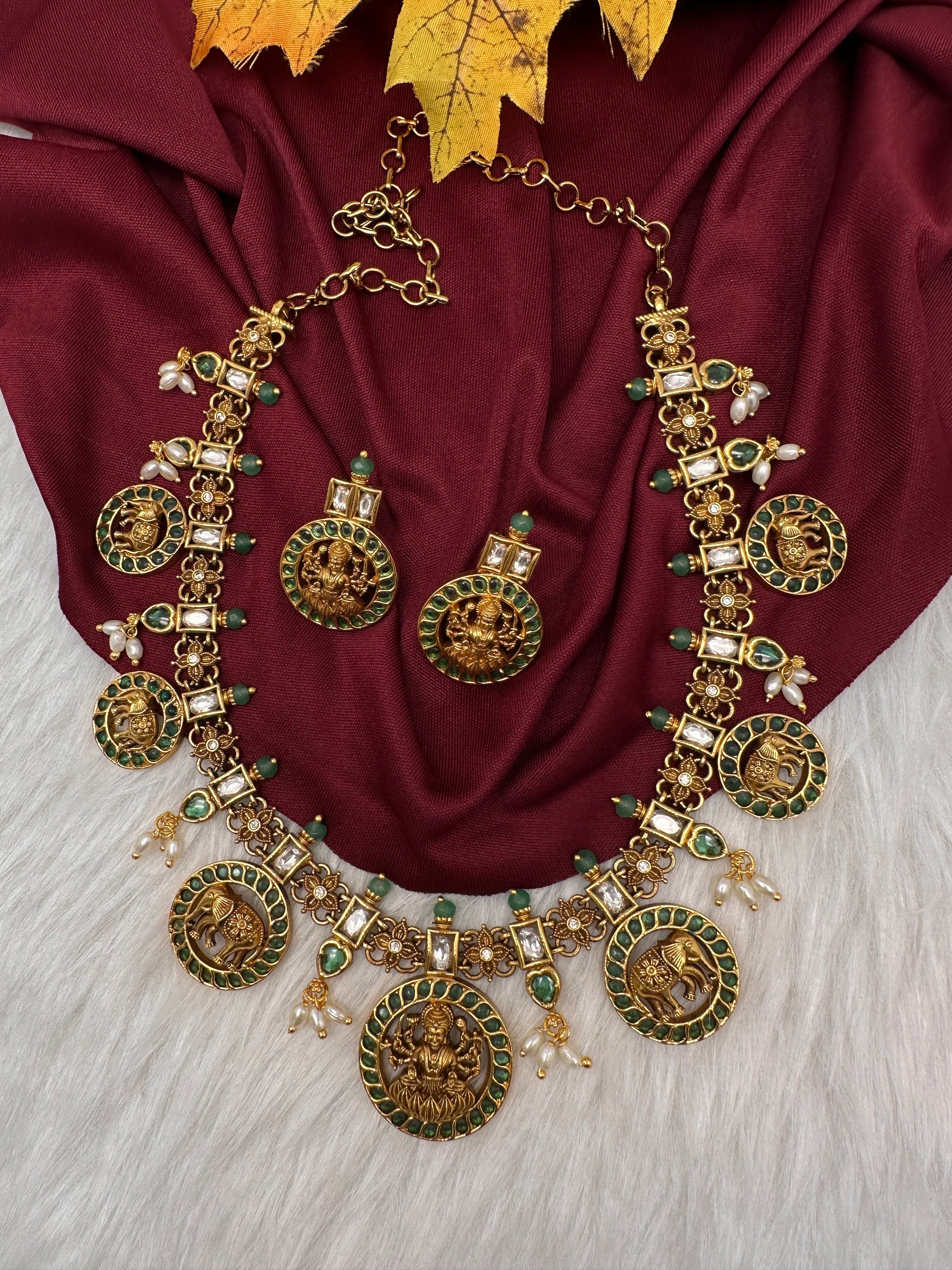 Matte Goddess Lakshmi Elephant Short Necklace - Green