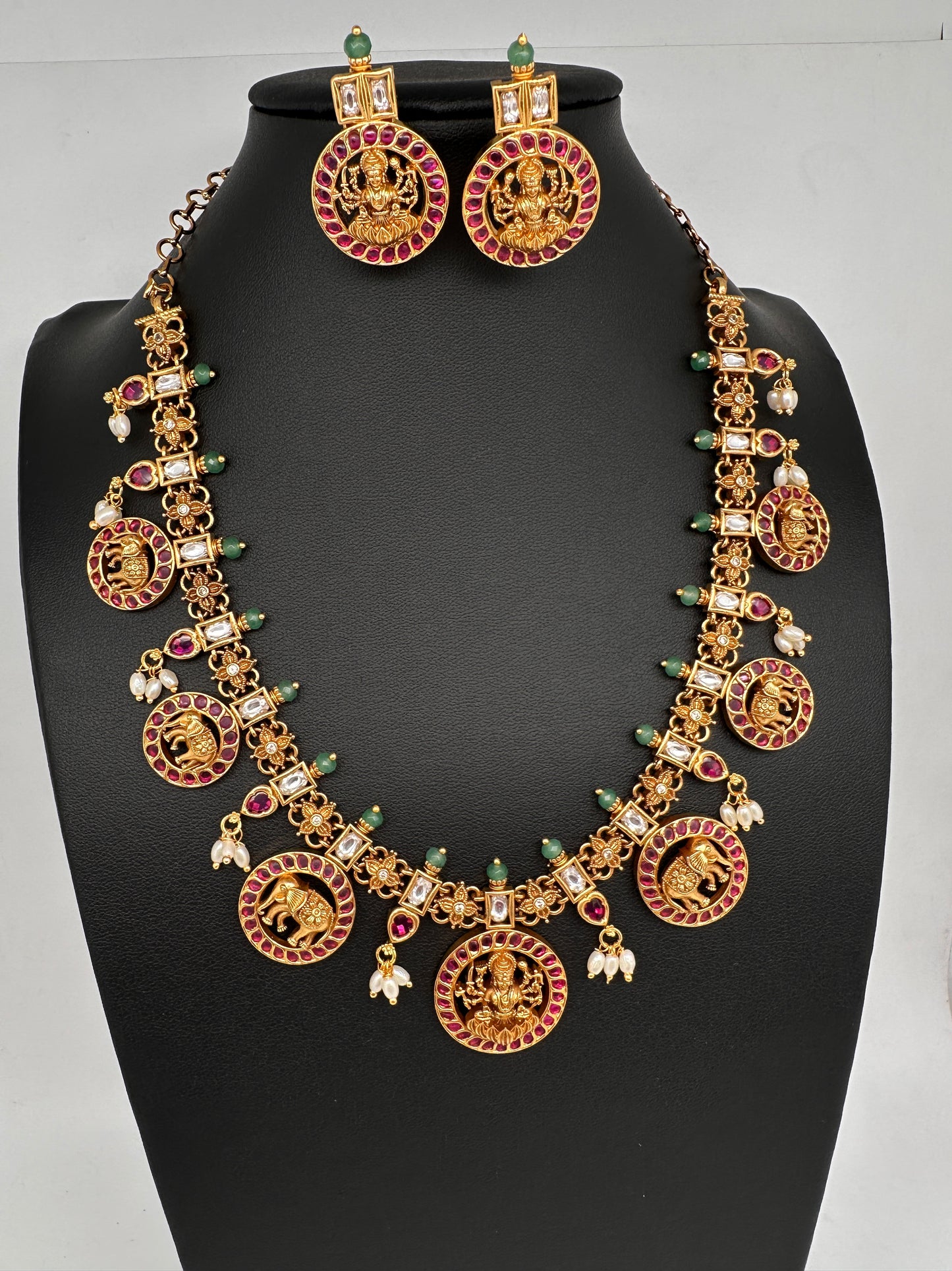 Matte Goddess Lakshmi Elephant Short Necklace - Red