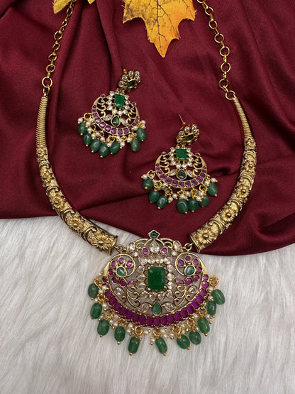 Matte Kempu Kanthi Short Necklace - Green