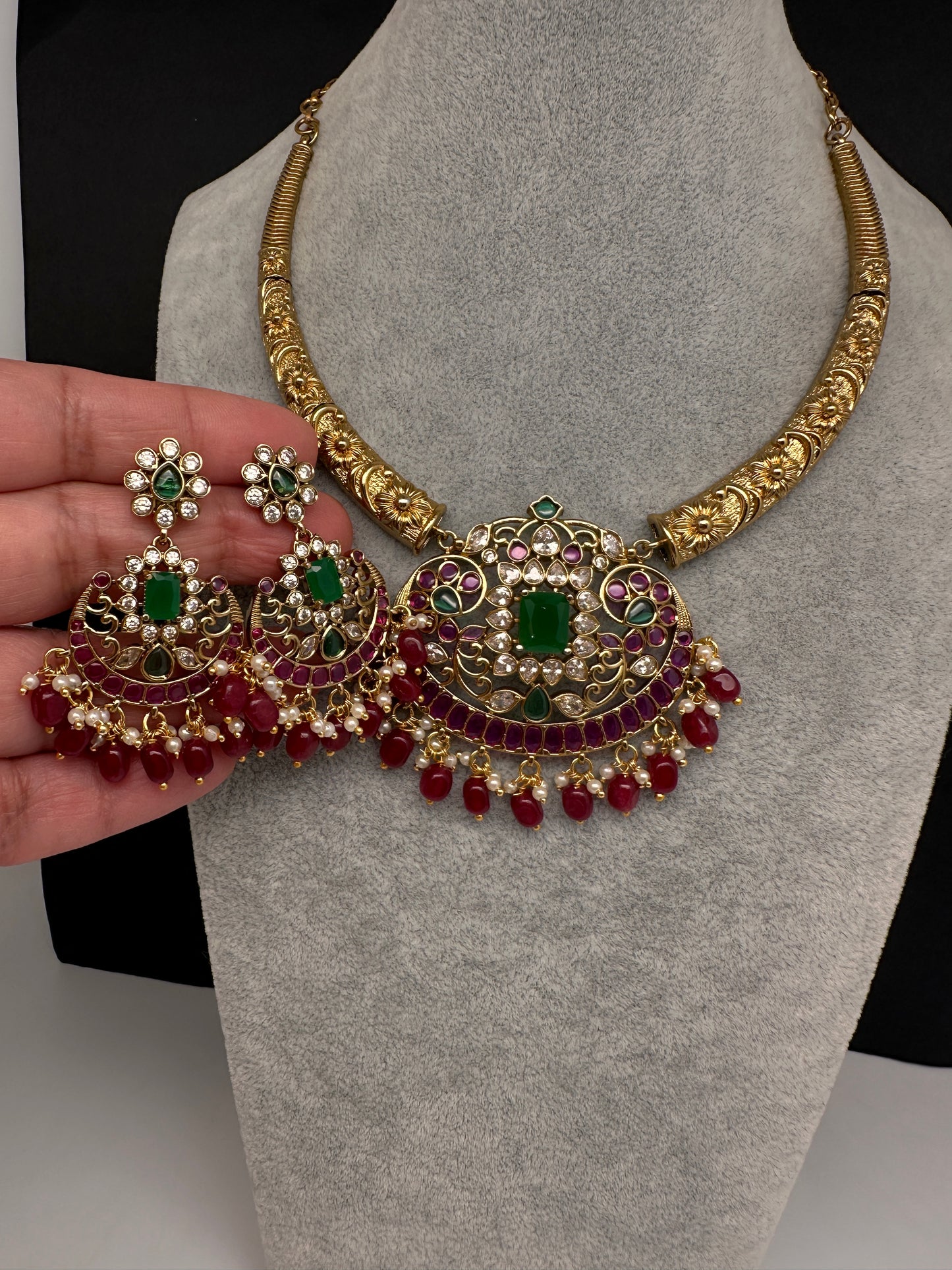 Matte Kempu Kanthi Short Necklace - Red