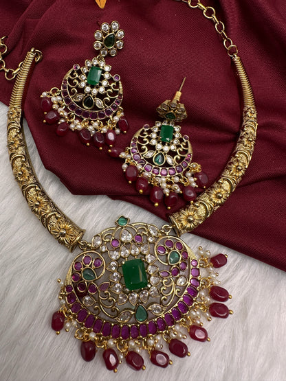 Matte Kempu Kanthi Short Necklace - Red