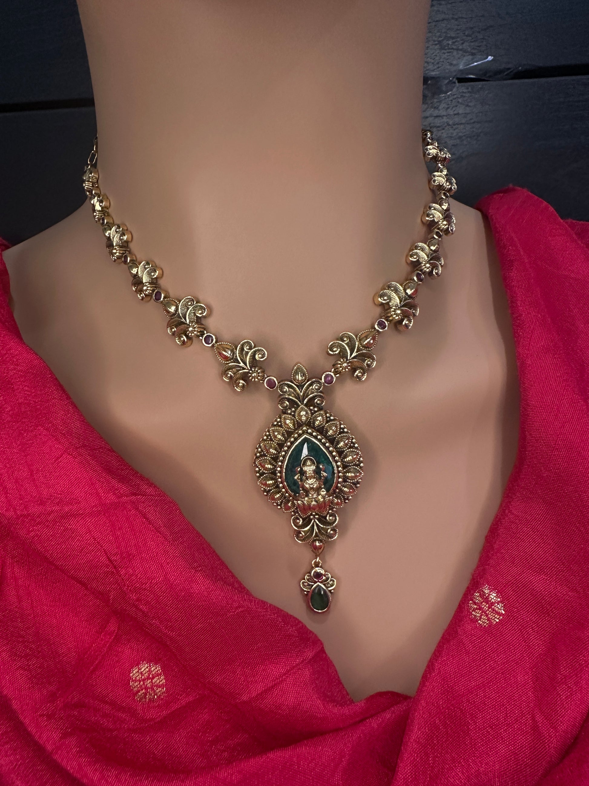Matte Antique Goddess Lakshmi Short Necklace - 