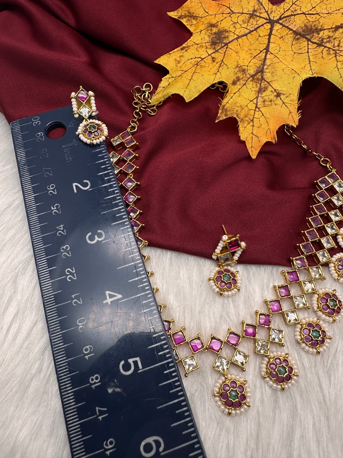 Matte Kempu Bottu Pearls Short Necklace - 