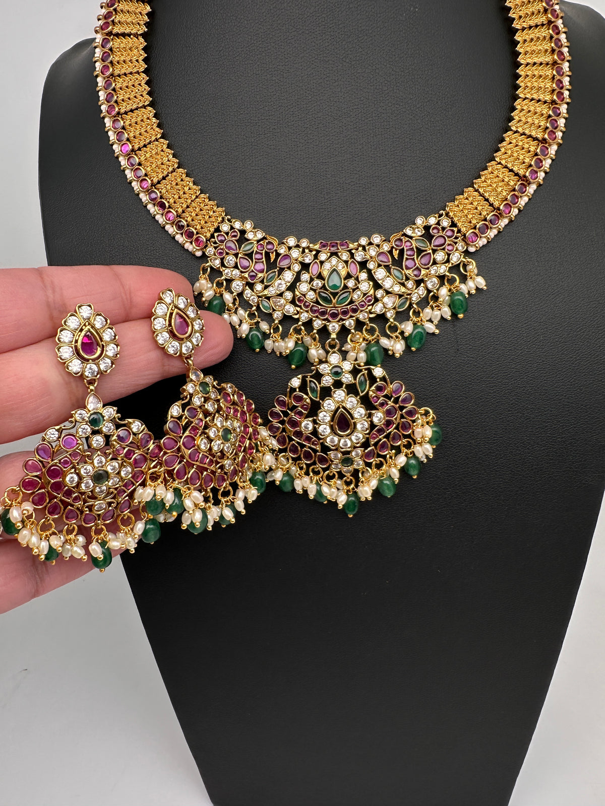 Kemp Antique Matte Finish Short Necklace Set - TJS000912