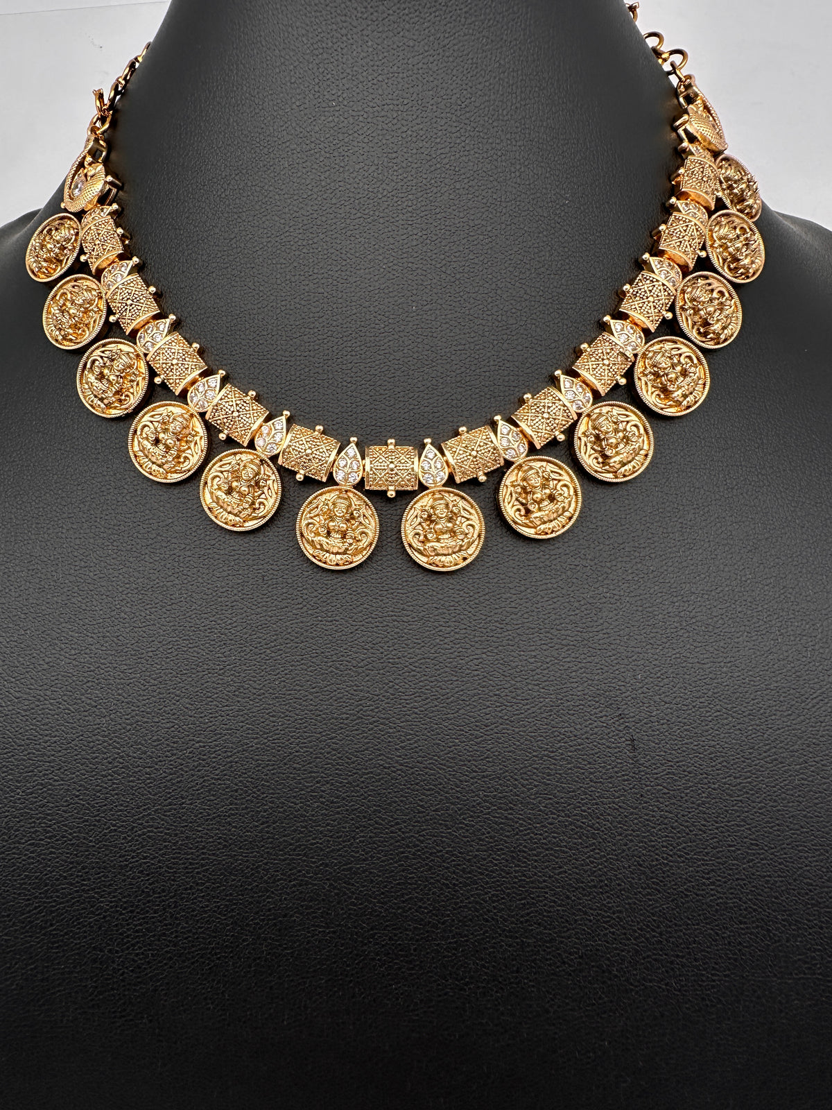 Goddess Lakshmi Antique Kassu Necklace Short Necklace - TJS000915