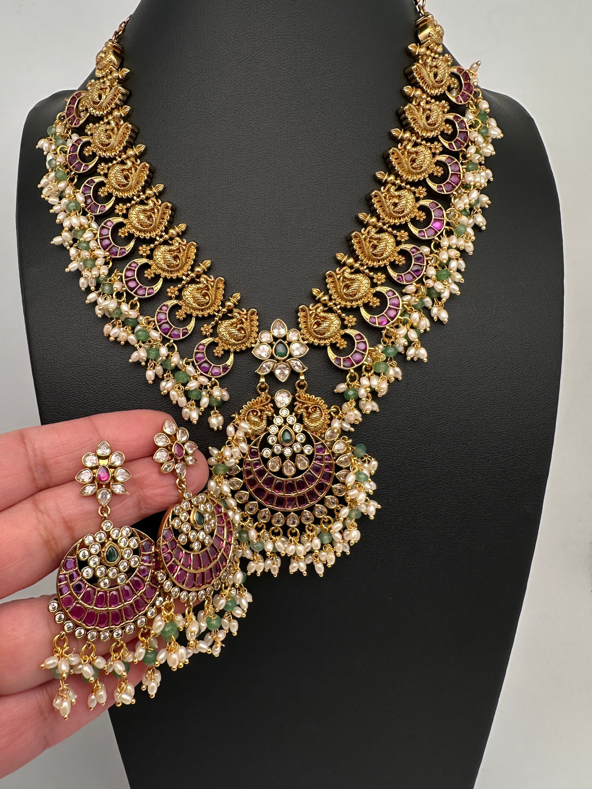 Rice Pearls Kempu Guttapusalu Short Necklace - 