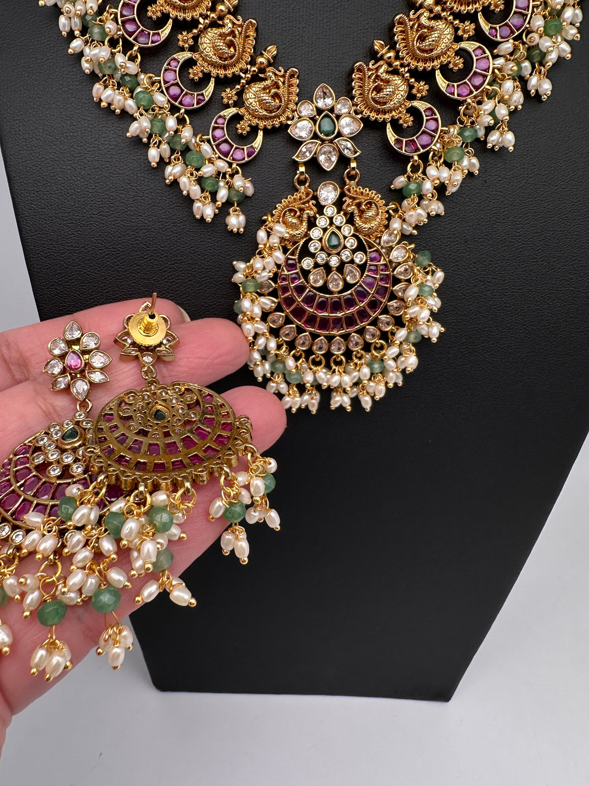 Rice Pearls Kempu Guttapusalu Short Necklace - 