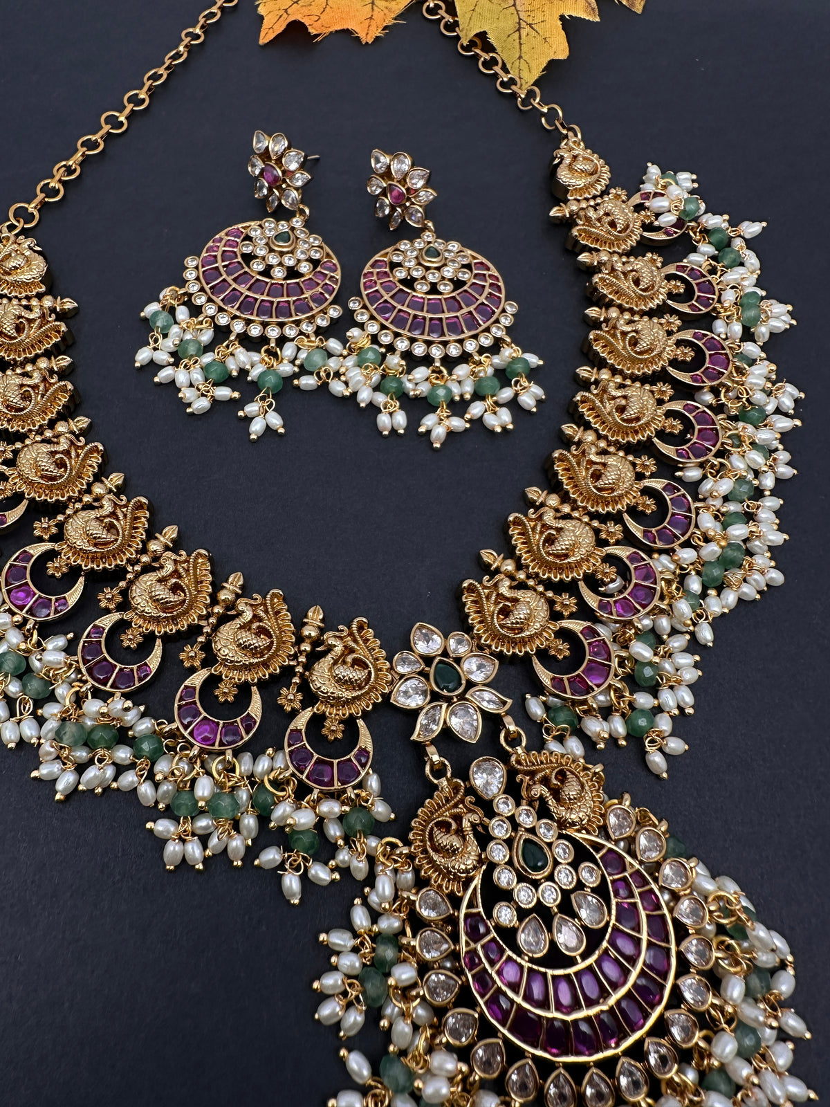 Rice Pearls Kempu Guttapusalu Short Necklace - 
