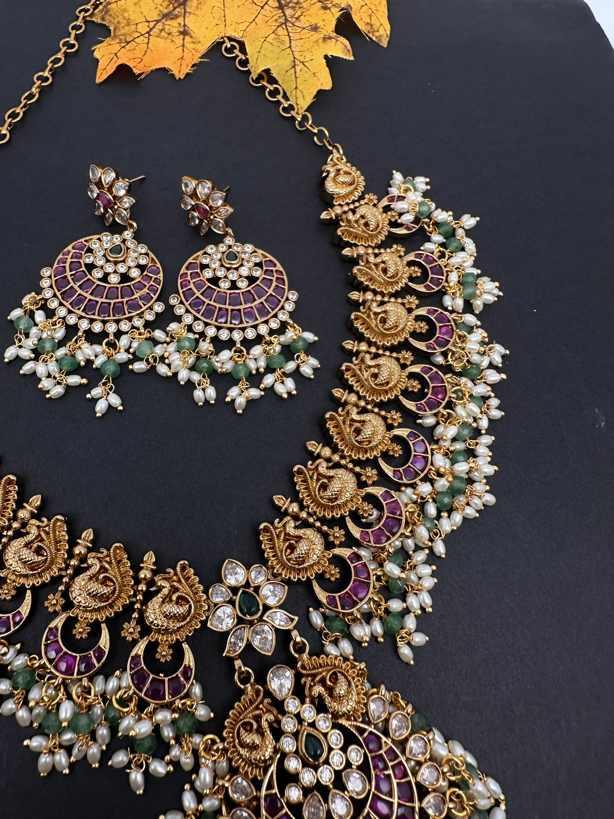 Rice Pearls Kempu Guttapusalu Short Necklace - 