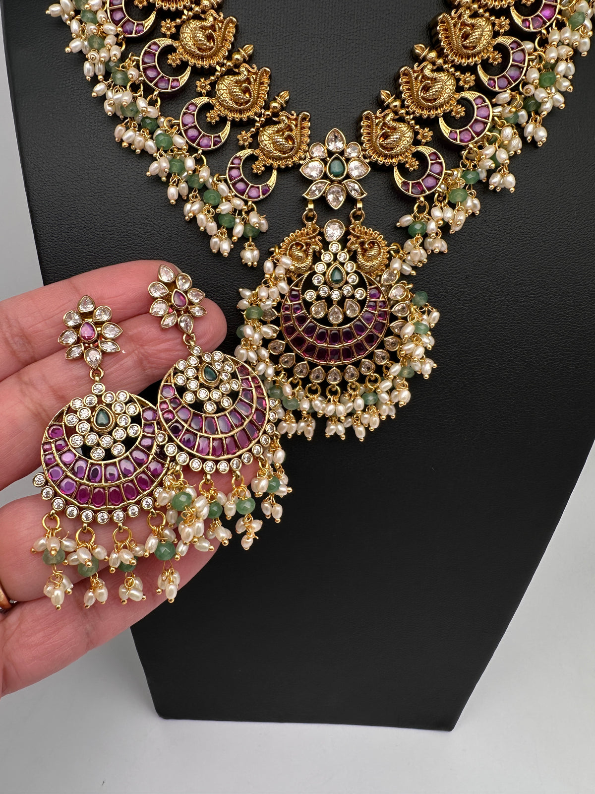 Rice Pearls Kempu Guttapusalu Short Necklace - 