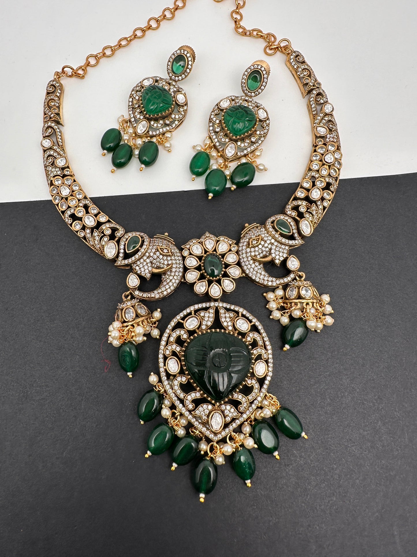 Polki Victorian Mehndi Finish Color Stone Necklace - Green