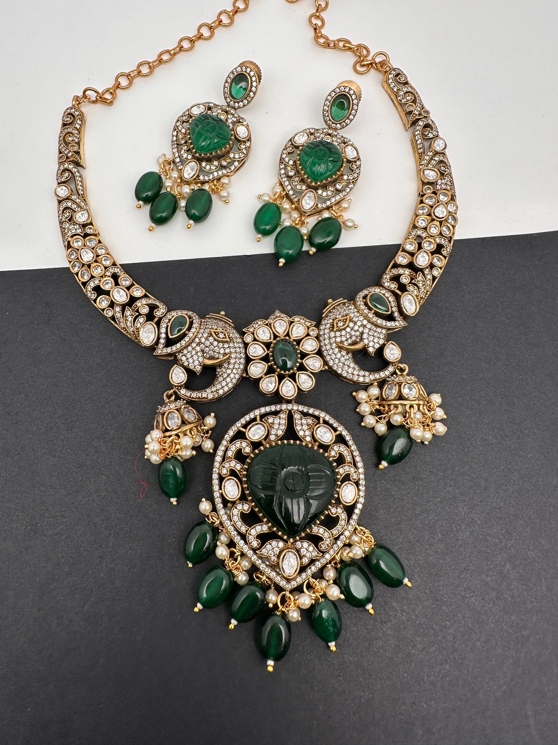 Polki Victorian Mehndi Finish Color Stone Necklace - Green