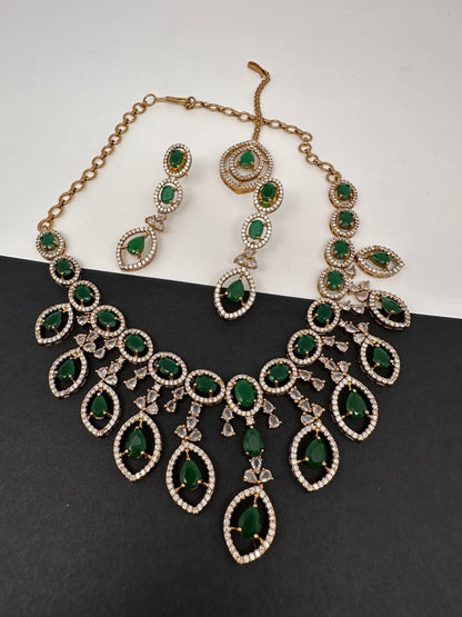 AD Dainty Victorian Mehndi Finish Color Stone Necklace with Mand Tika - Green