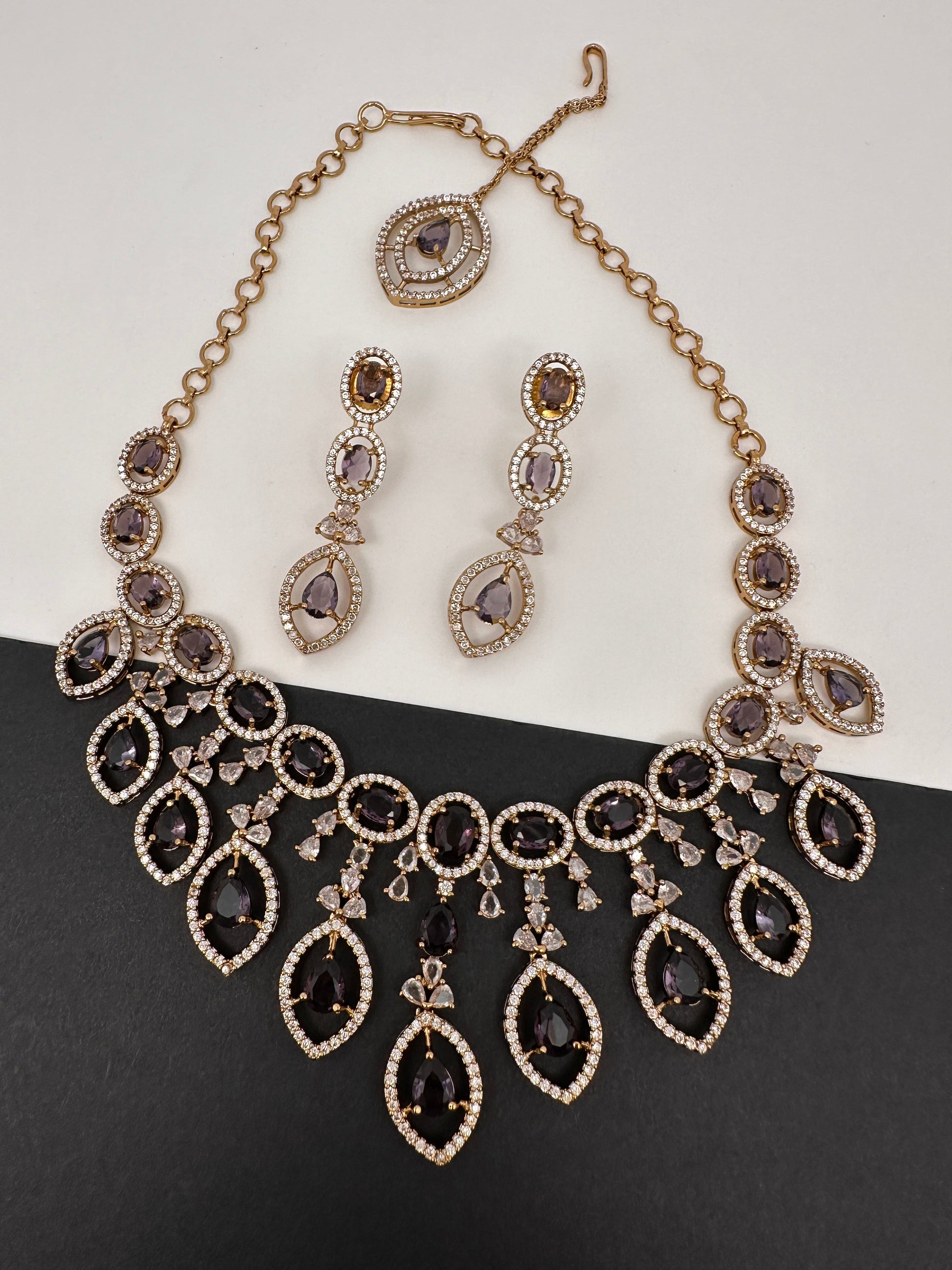 AD Dainty Victorian Mehndi Finish Color Stone Necklace with Mand Tika - Purple
