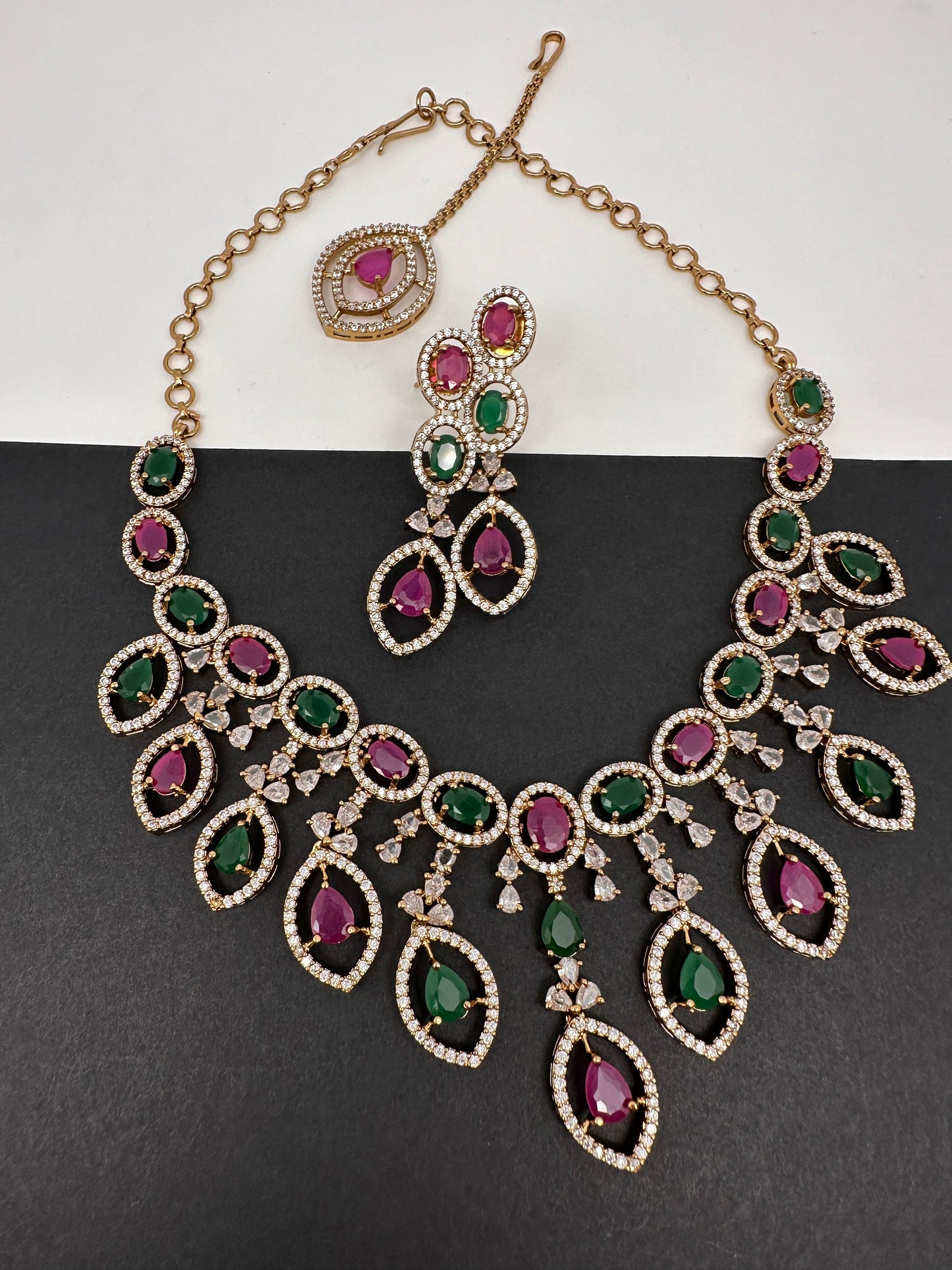 AD Dainty Victorian Mehndi Finish Color Stone Necklace with Mand Tika - Red