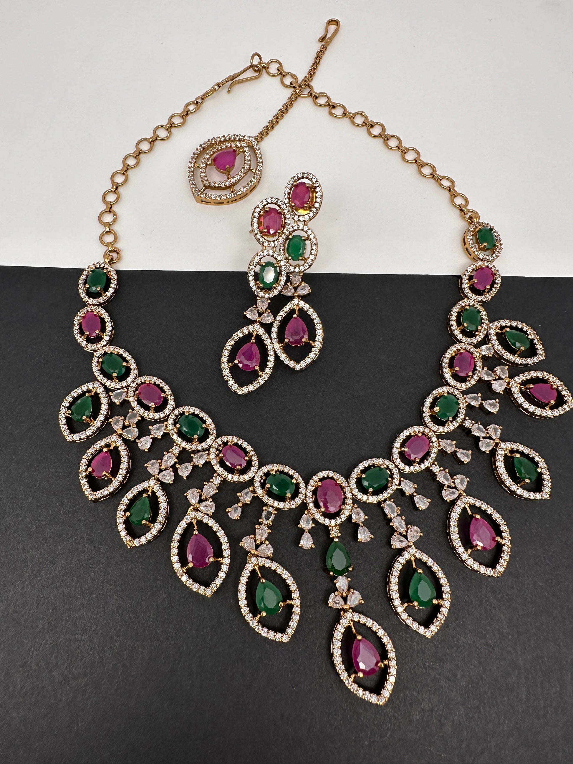AD Dainty Victorian Mehndi Finish Color Stone Necklace with Mand Tika - Red