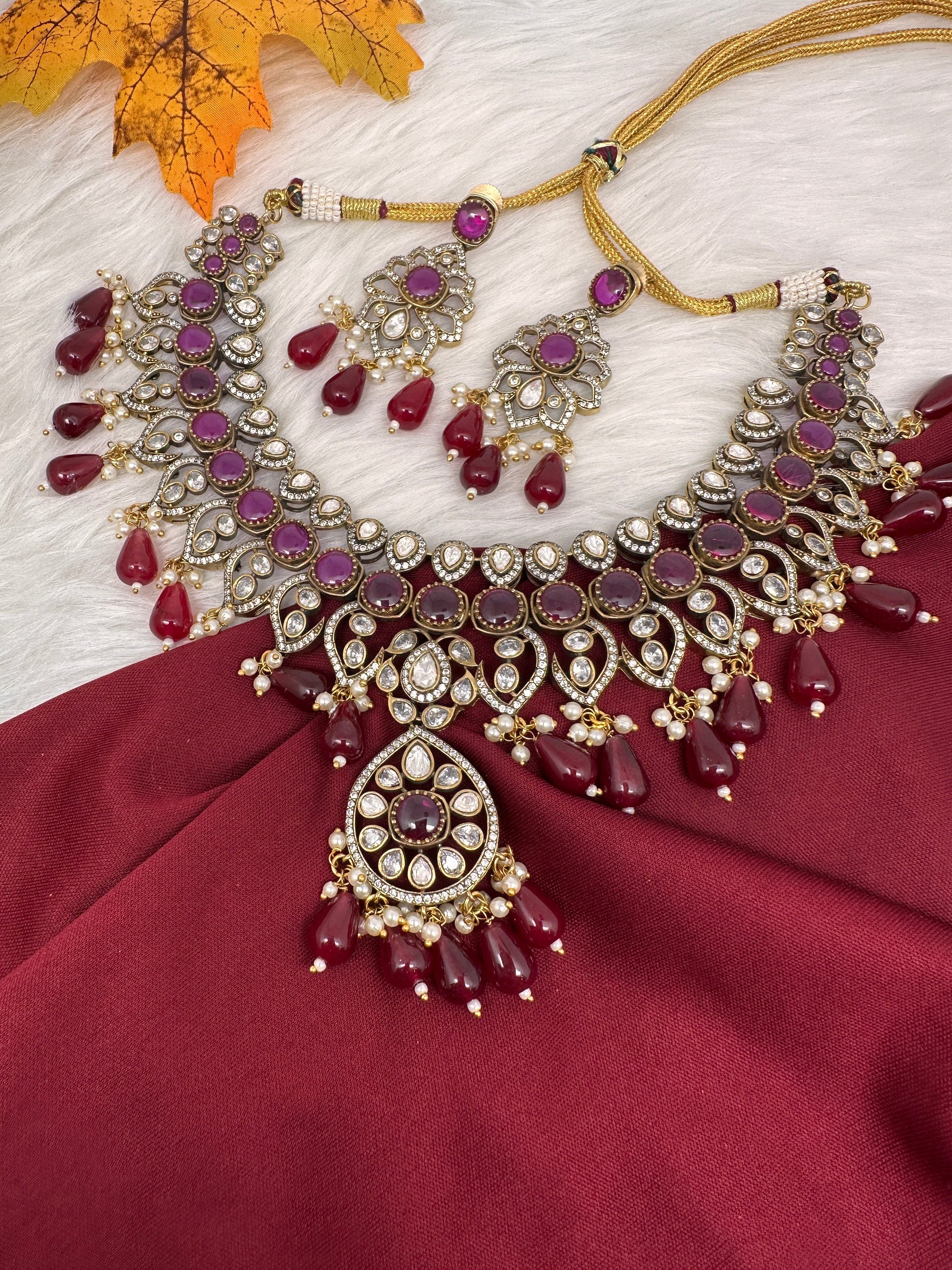 Moissanite Color Stone Neckline Necklace - Red