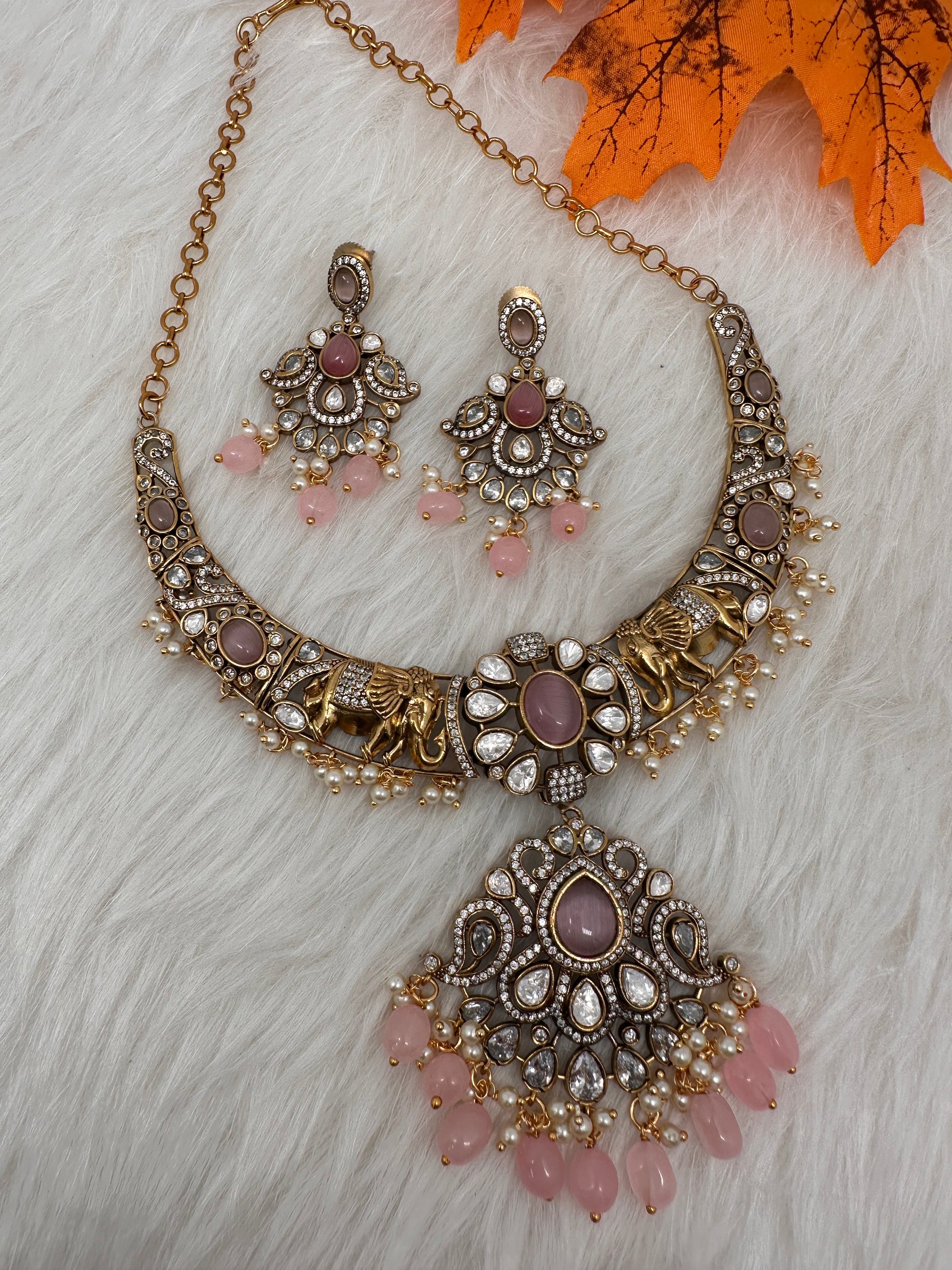 Moissanite Elephant Design Color Stone Short Necklace - Pink