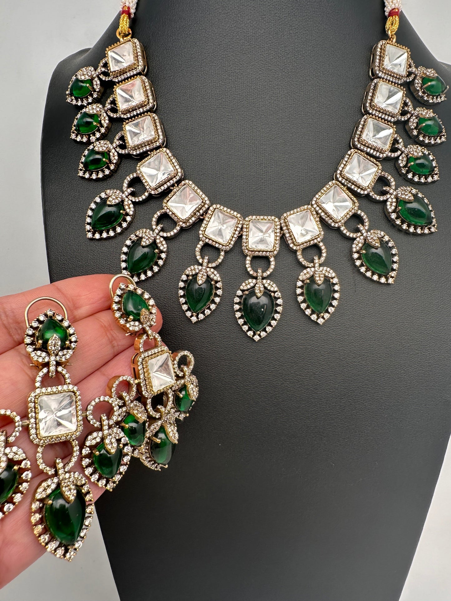 Victorian Moissanite Green Neckline Necklace