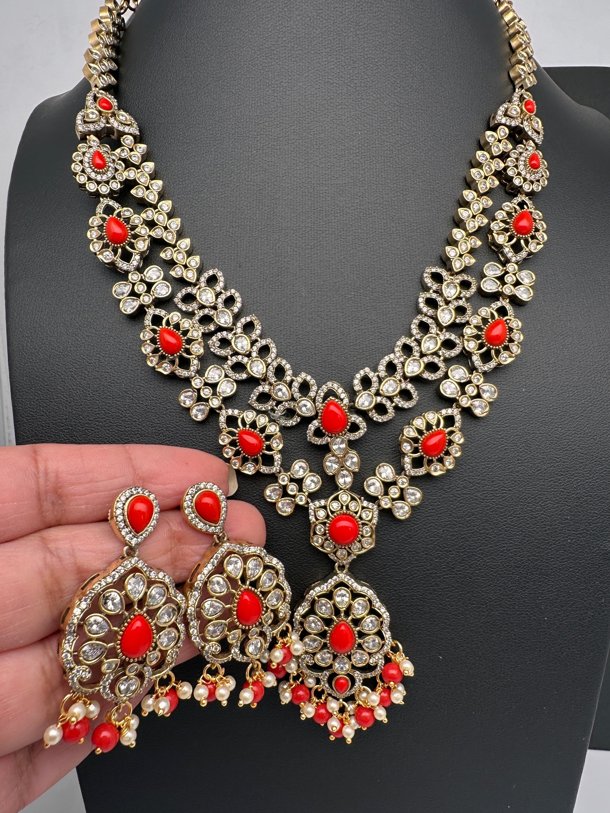Victorian Moissanite Doublet Color Stone Short Necklace - Coral